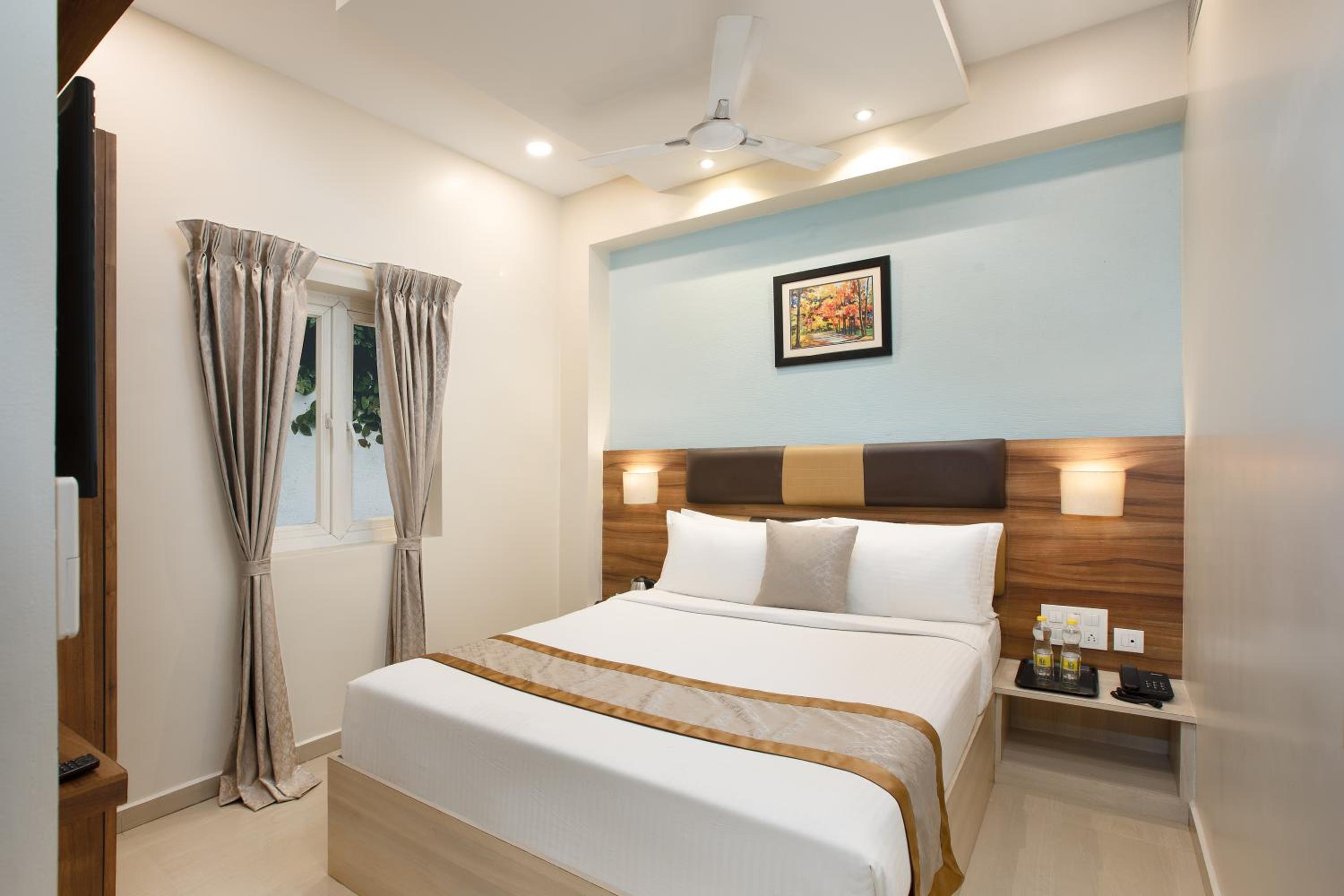 Executive Room