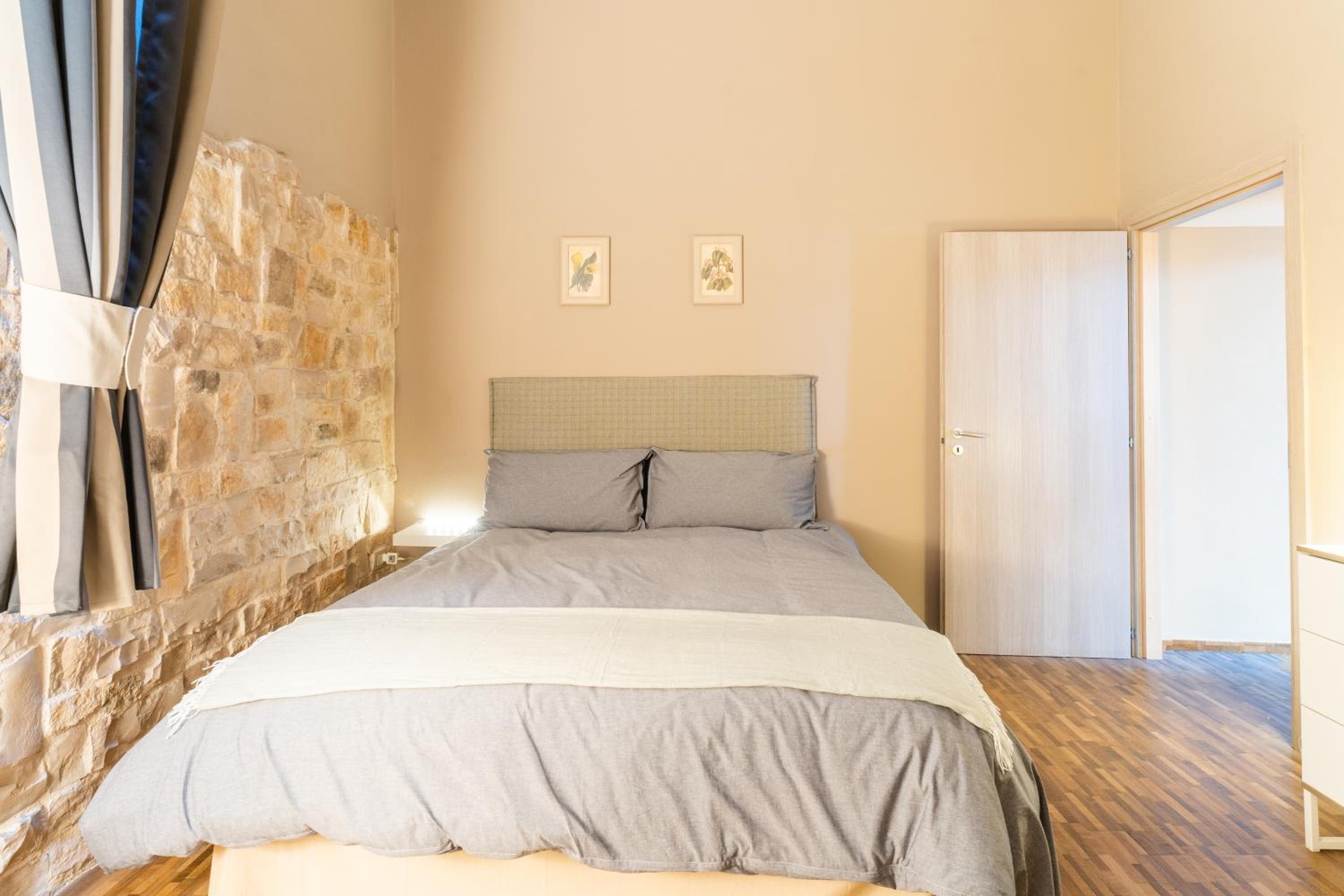 Apartment With Terrace photo 3