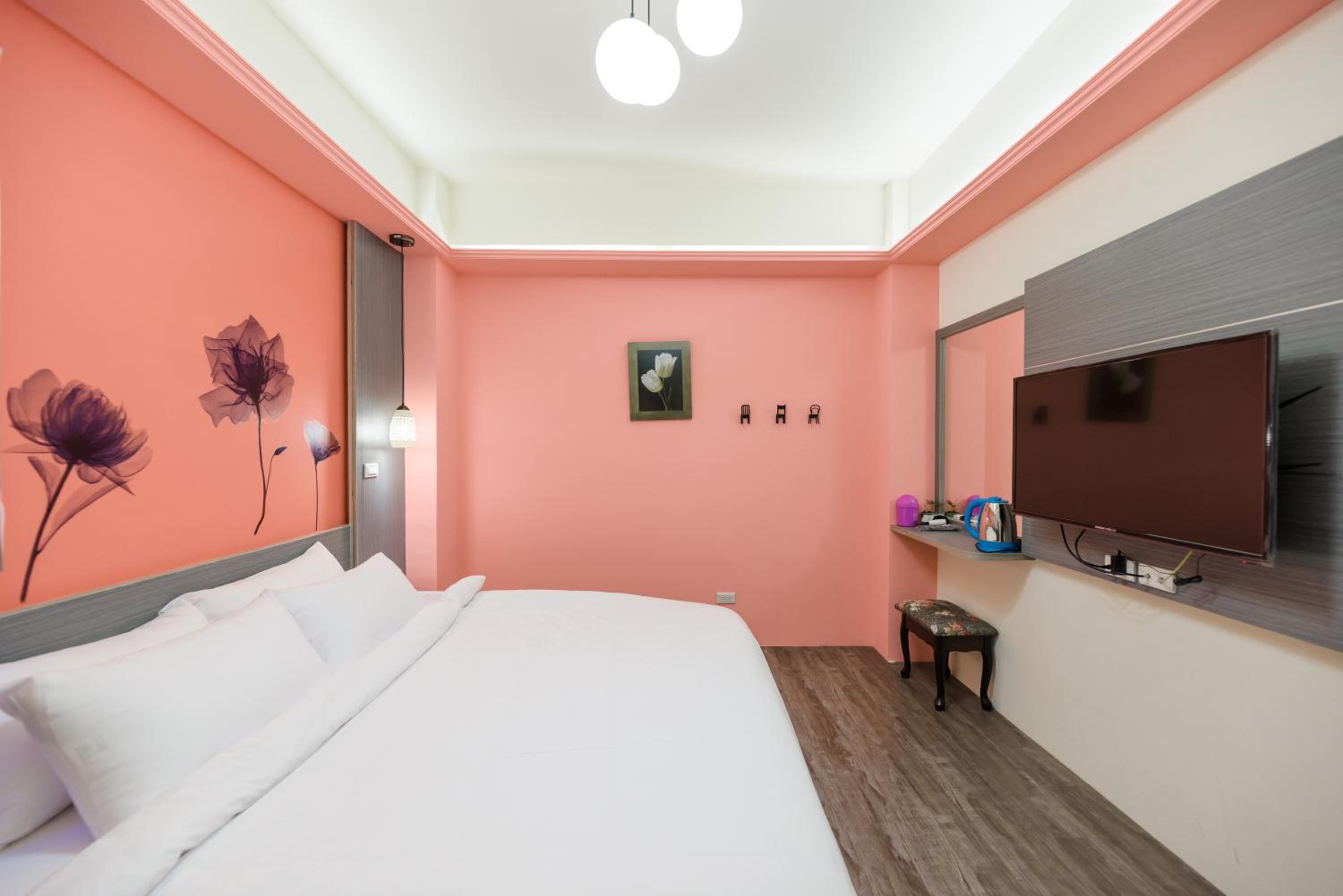 Standard Double Room - Photo 8