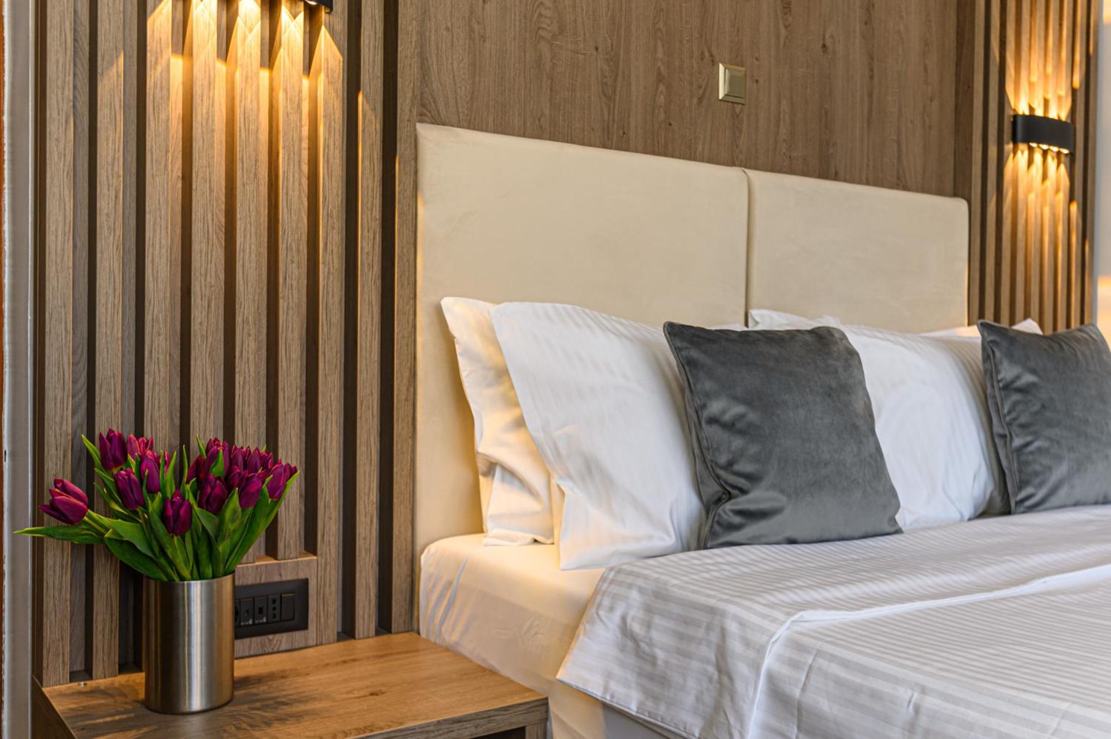 Standard Double Room - Photo 19