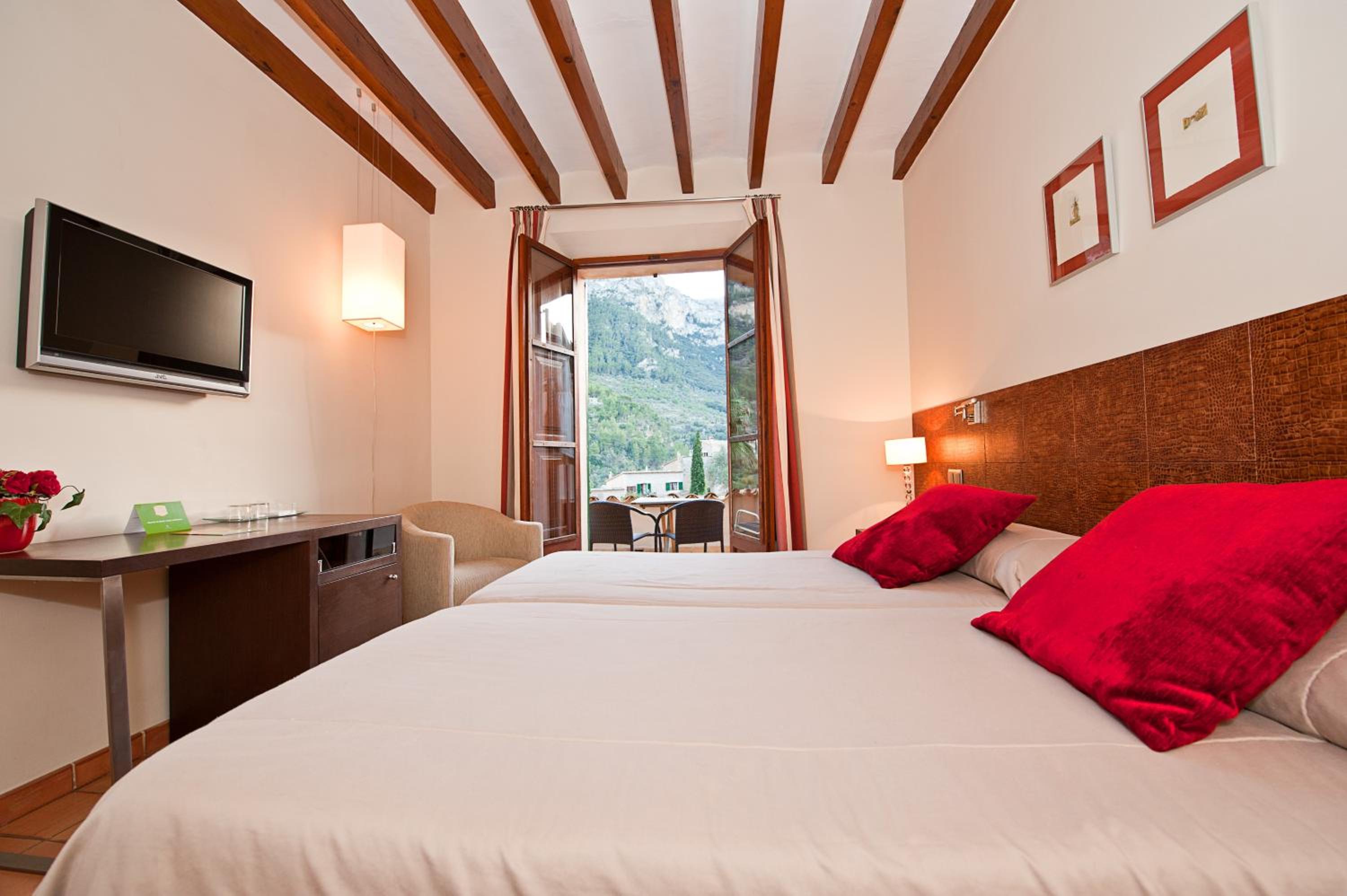 Double Room with Terrace - Photo 1