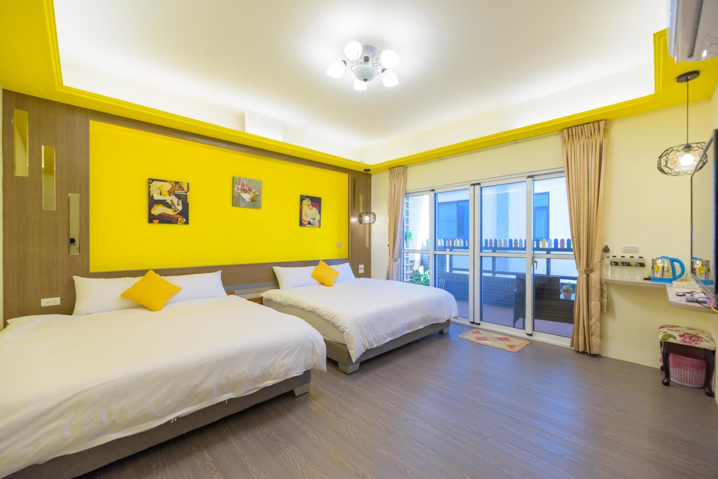 Quadruple Room with Balcony photo 1