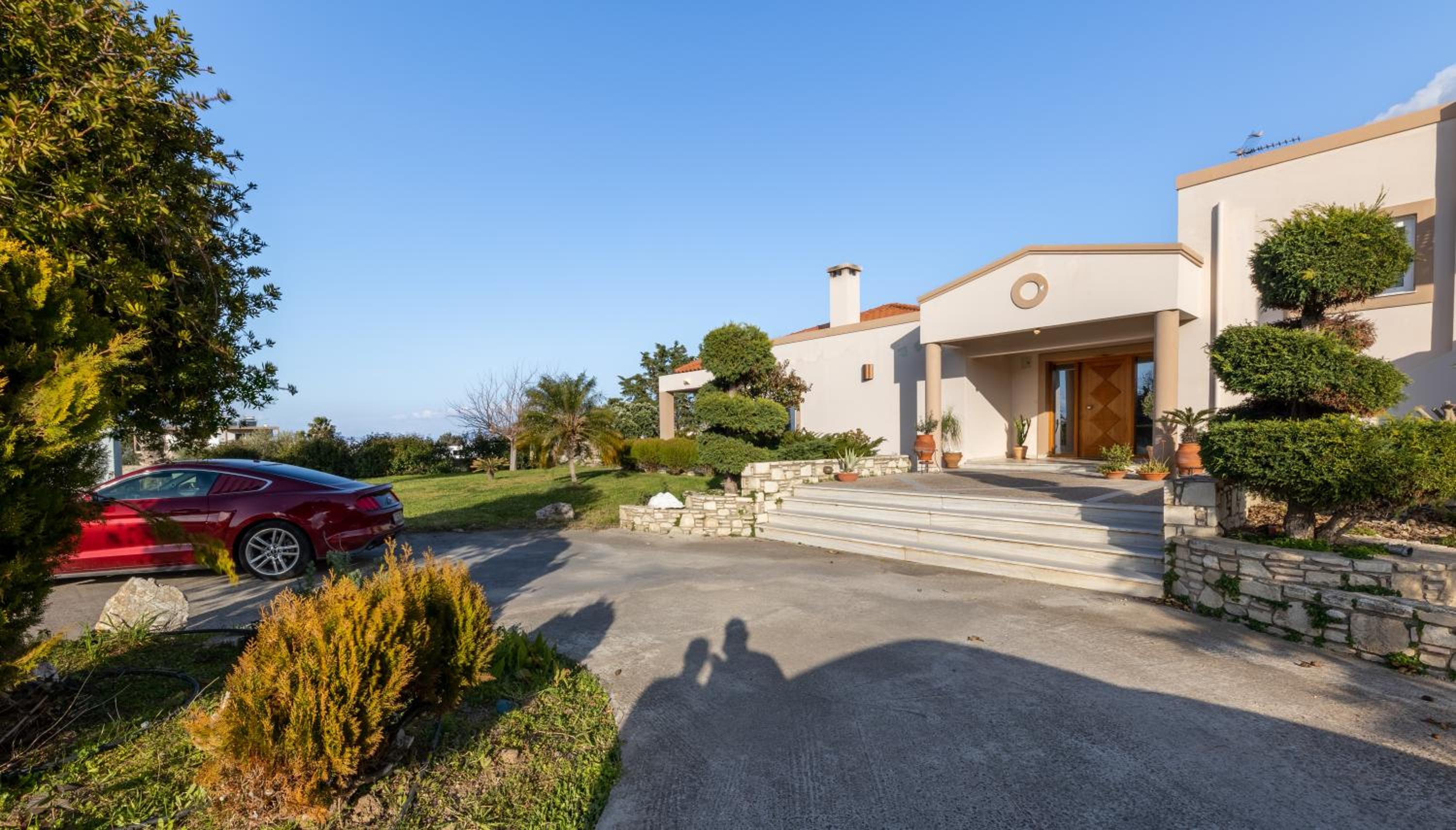 Three-Bedroom Villa photo 2