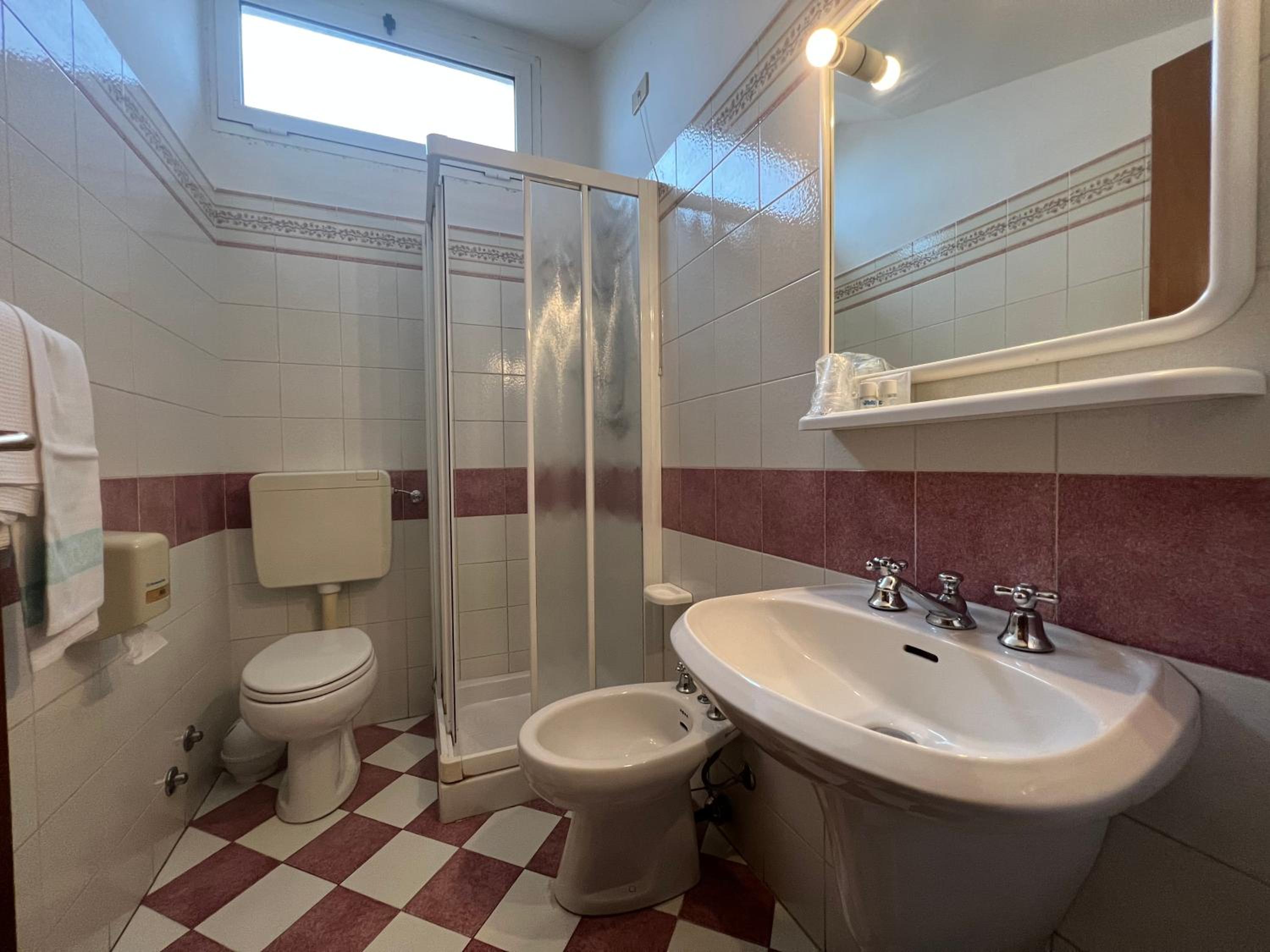 Triple Room - Photo 2