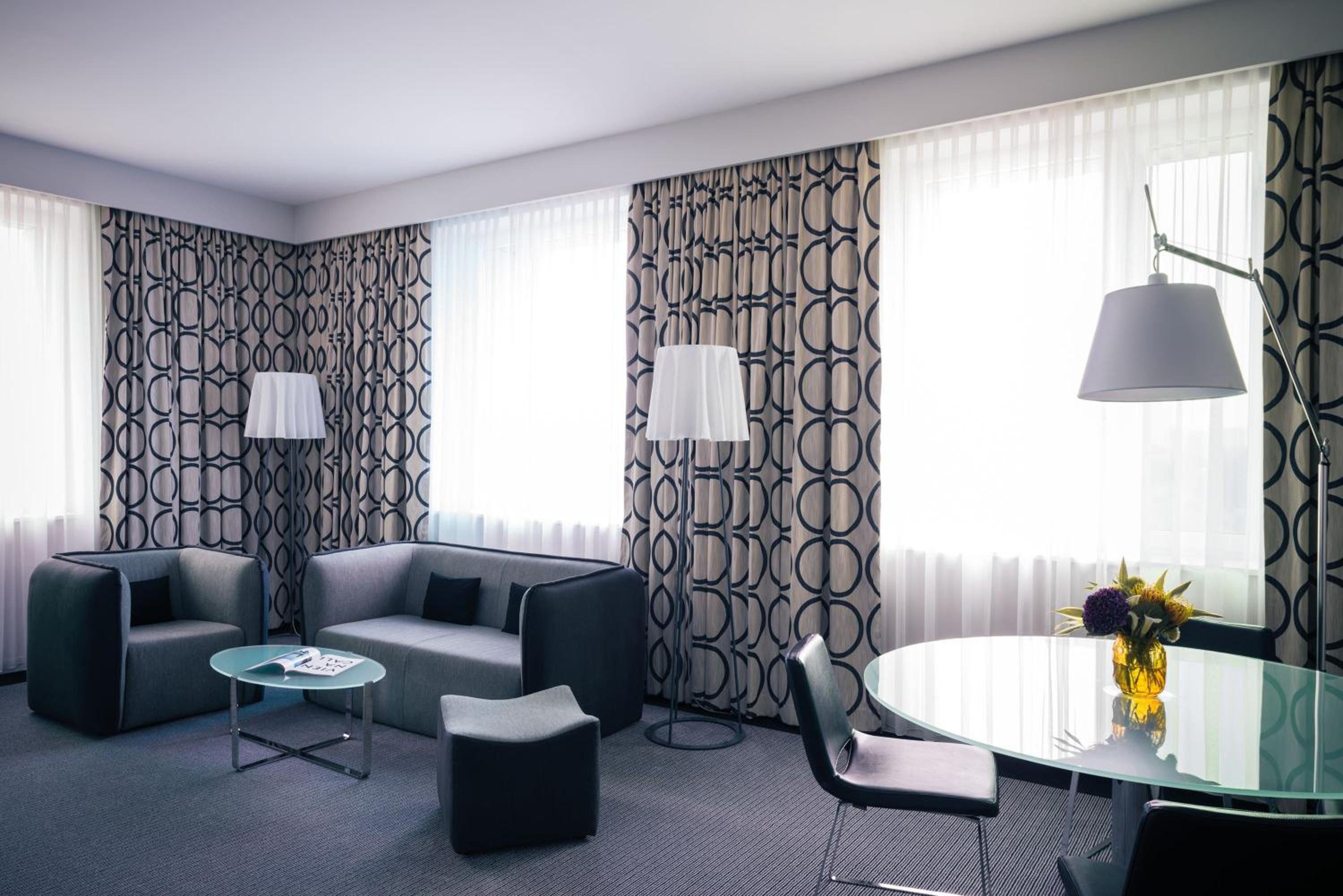 Superior King Suite - Photo 9
