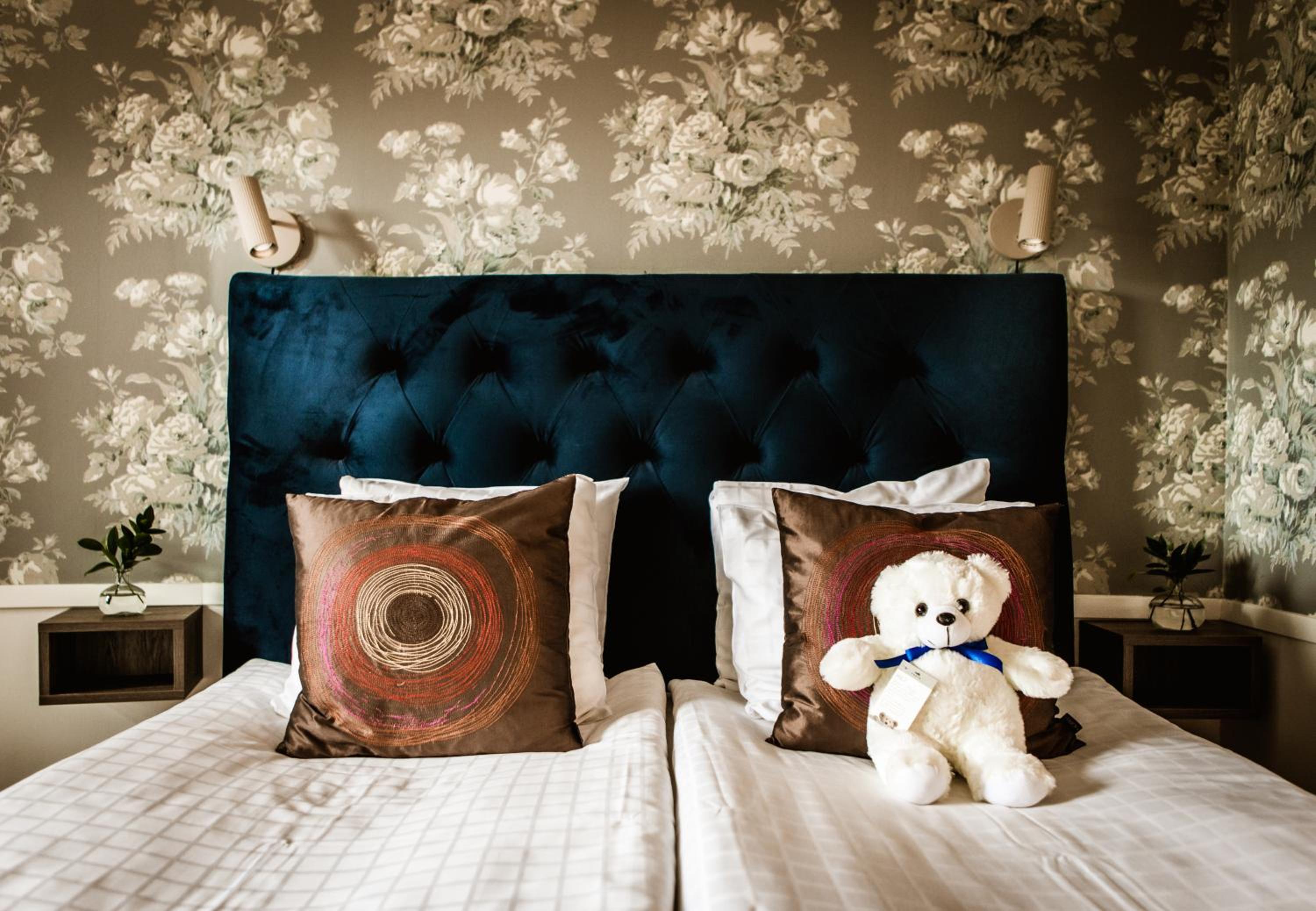 Standard Double Room - Photo 17