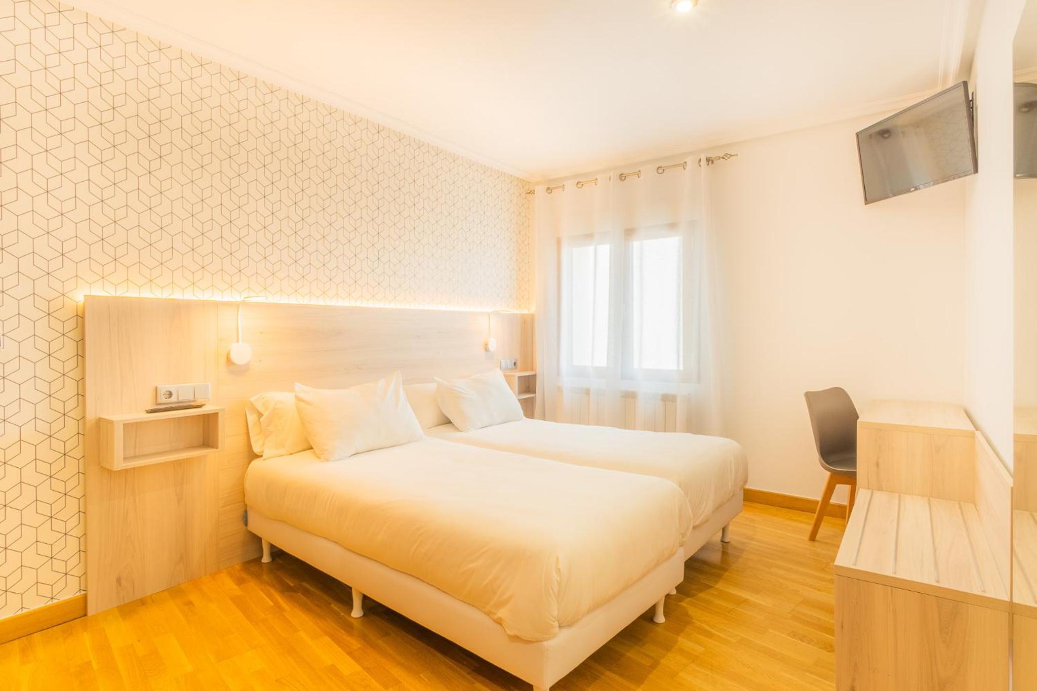 Double Or Twin Room photo 2