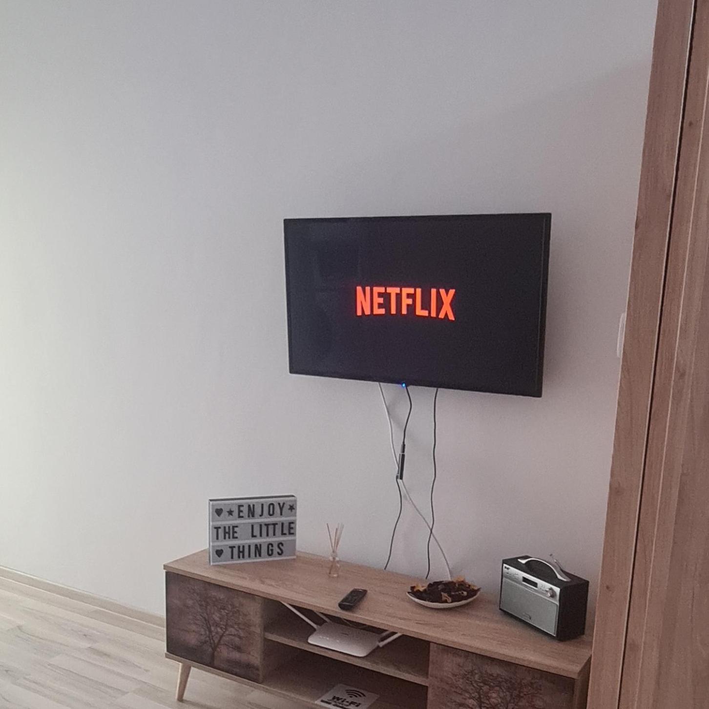 One-Bedroom Apartment - Photo 18