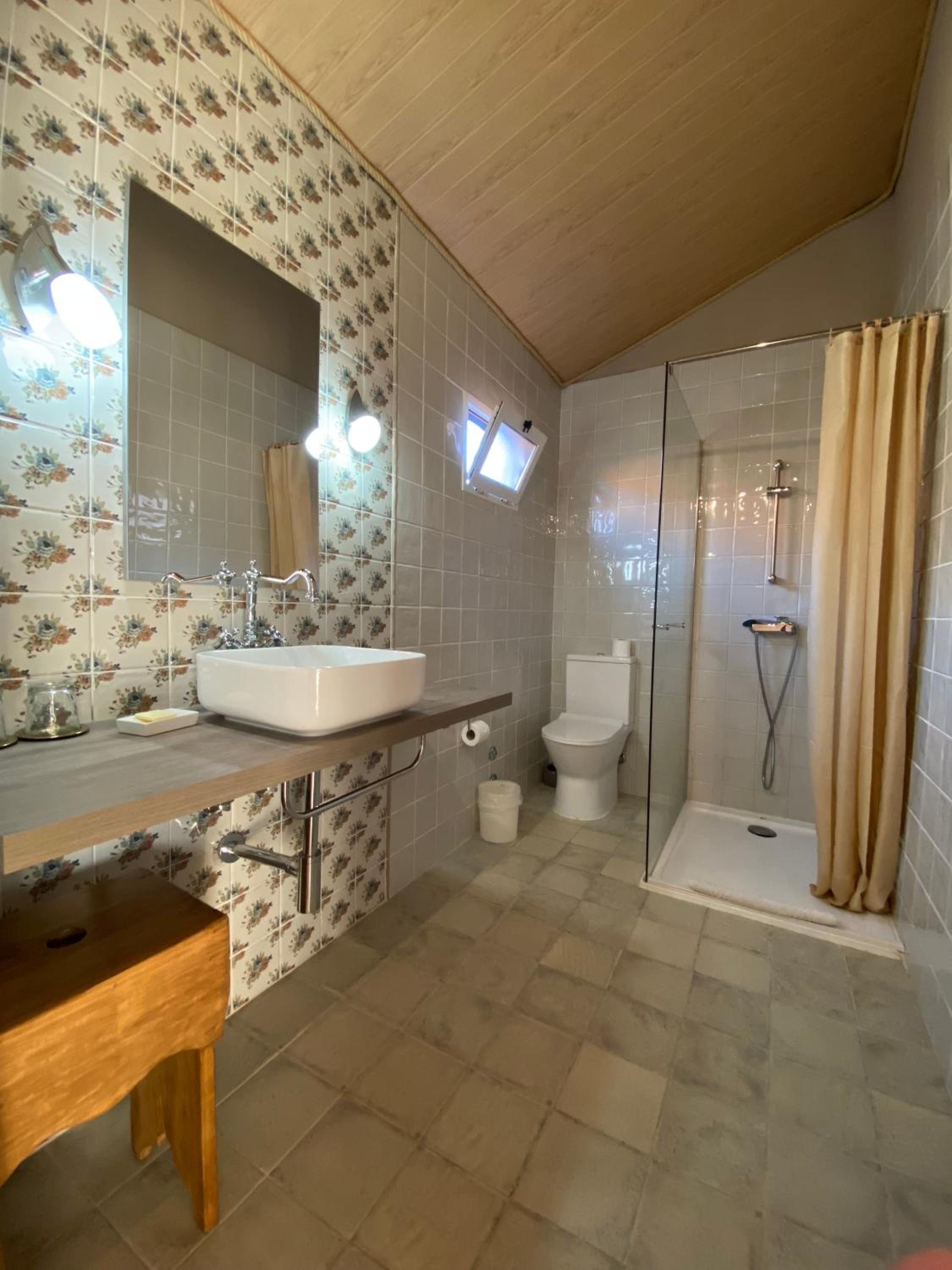 Superior Two-Bedroom Suite photo 2