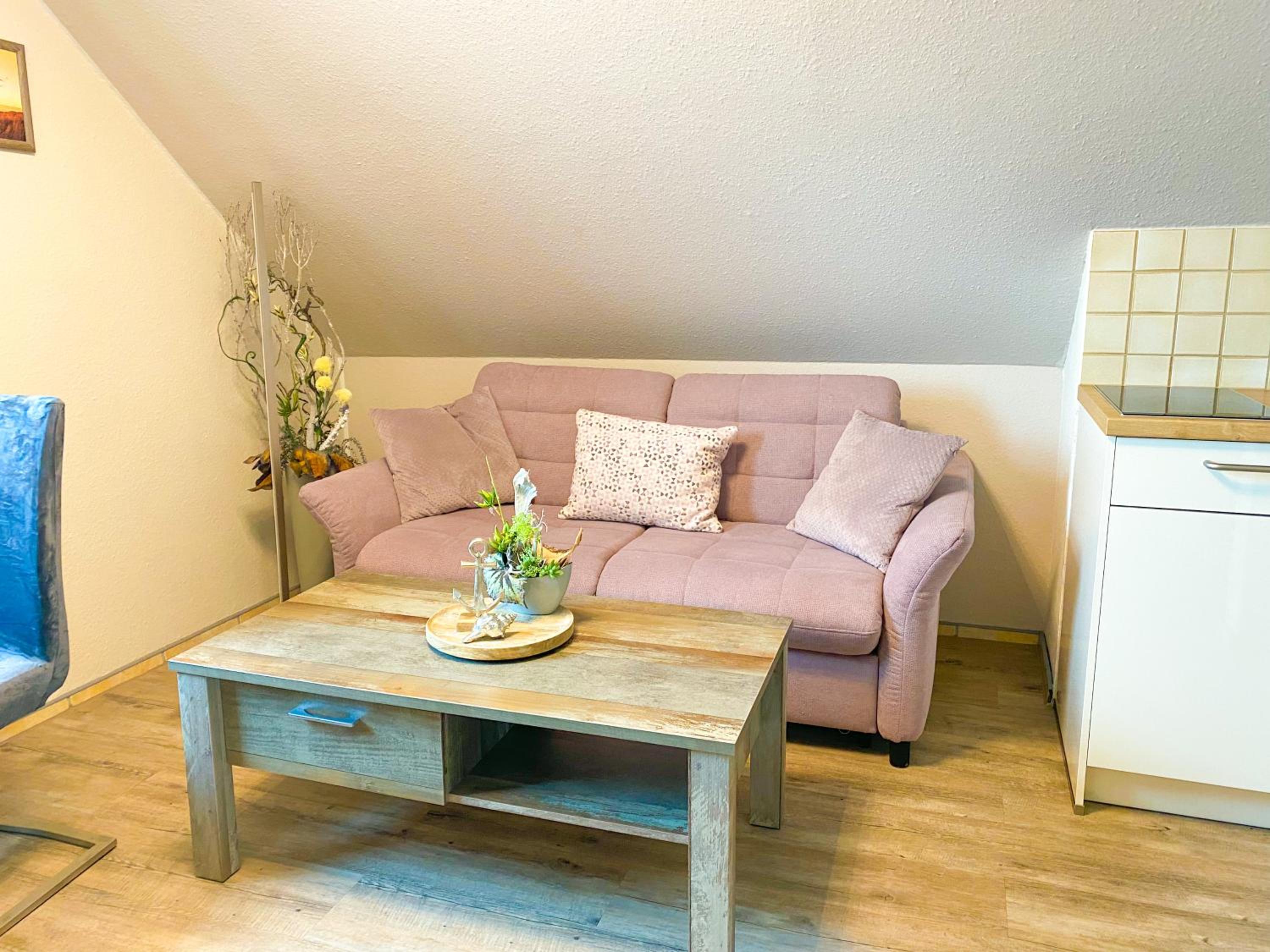 One-Bedroom Apartment - Photo 14