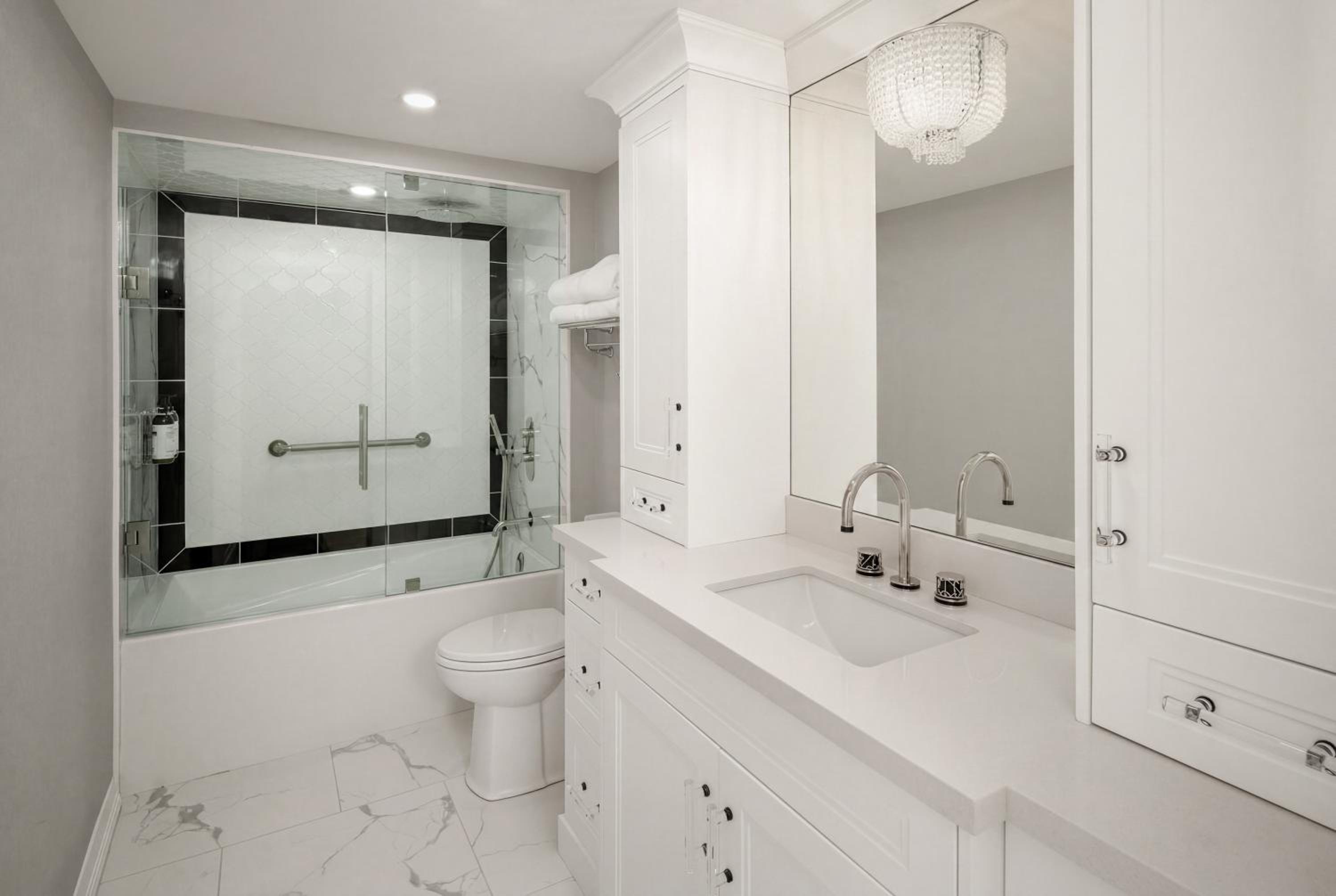 City View | Two Queen Beds
