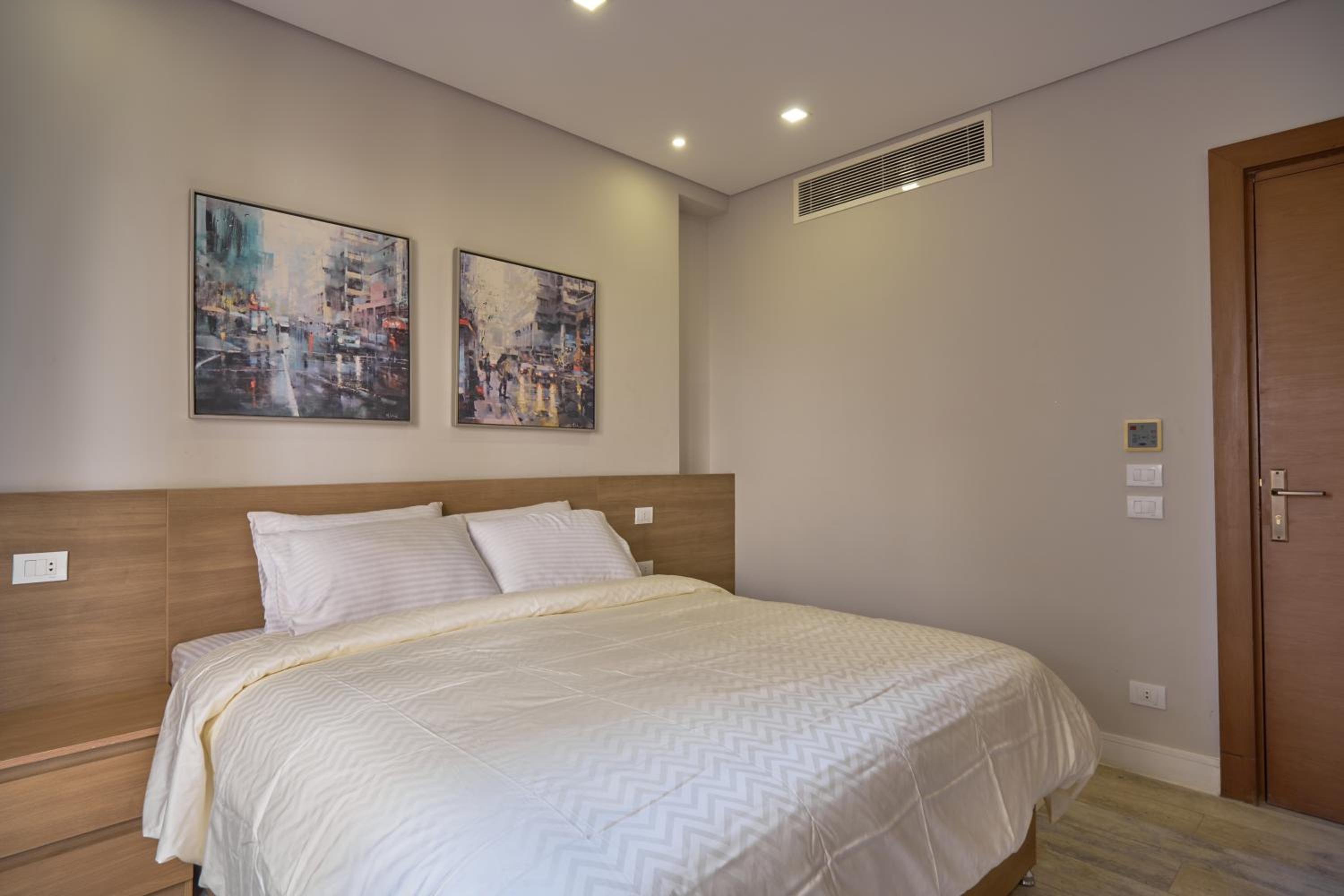 Two-Bedroom Apartment - Photo 17