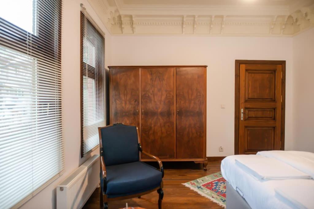 Apartment photo 2