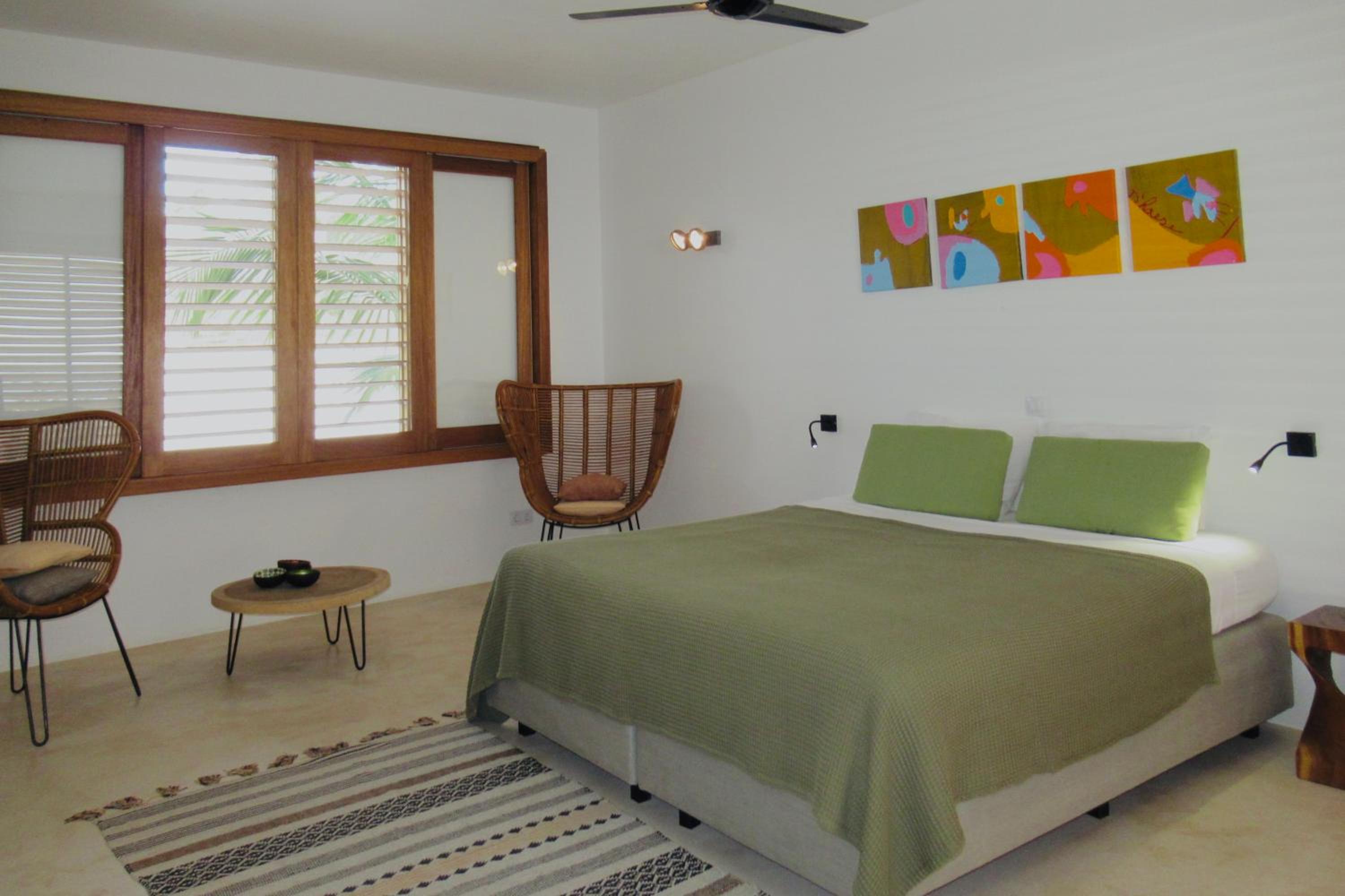 Three-Bedroom Villa photo 3