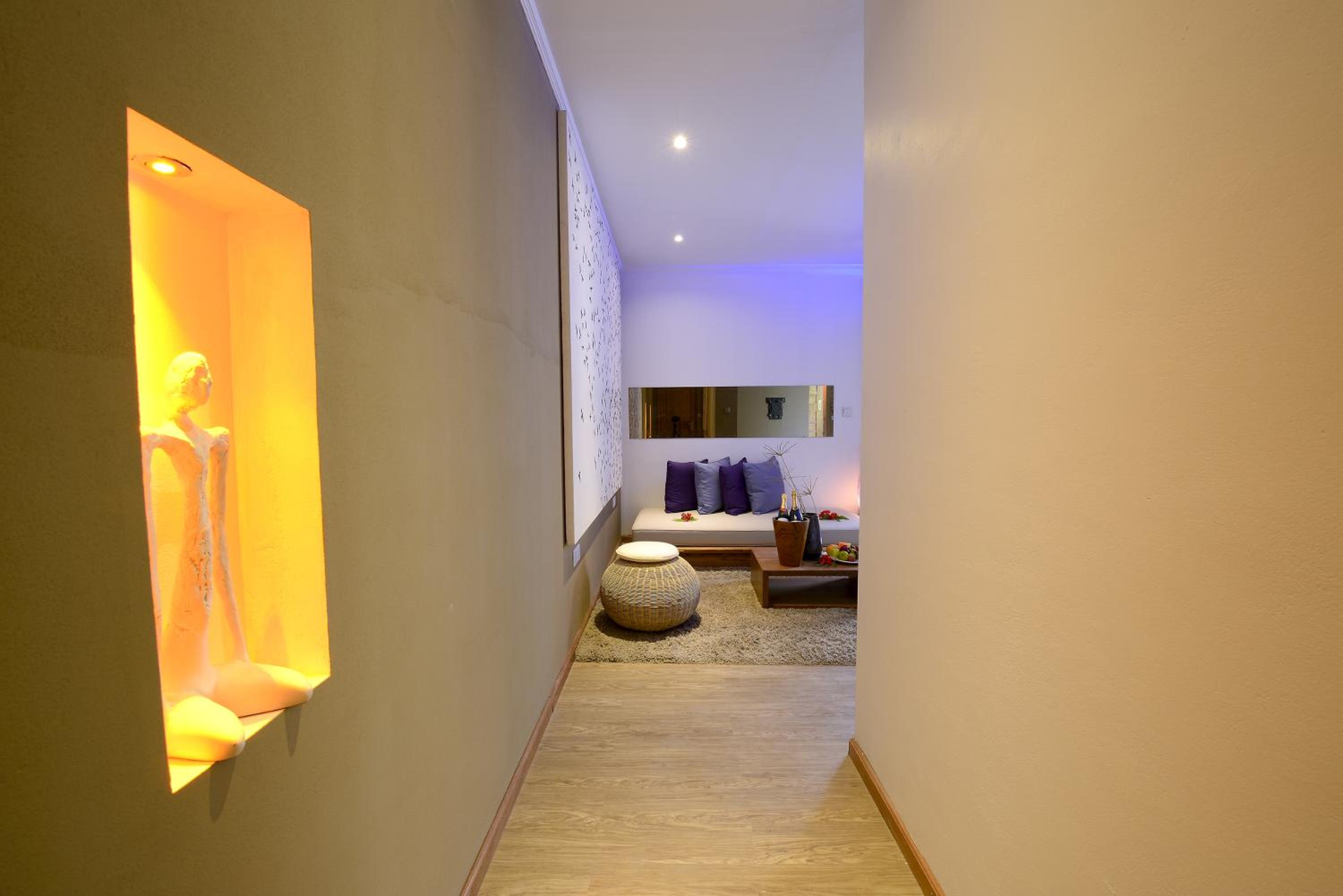 Garden Suite Residence - Photo 7