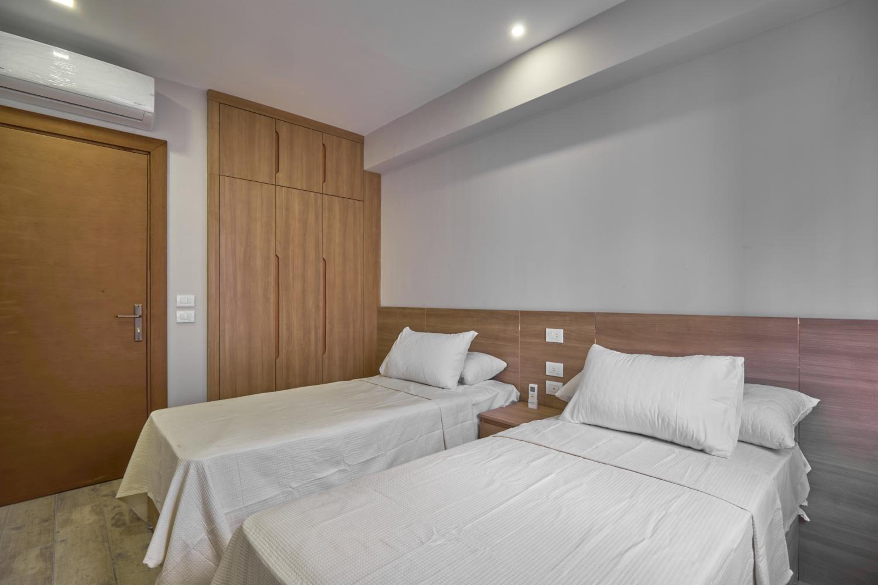 Two-Bedroom Apartment - Photo 20