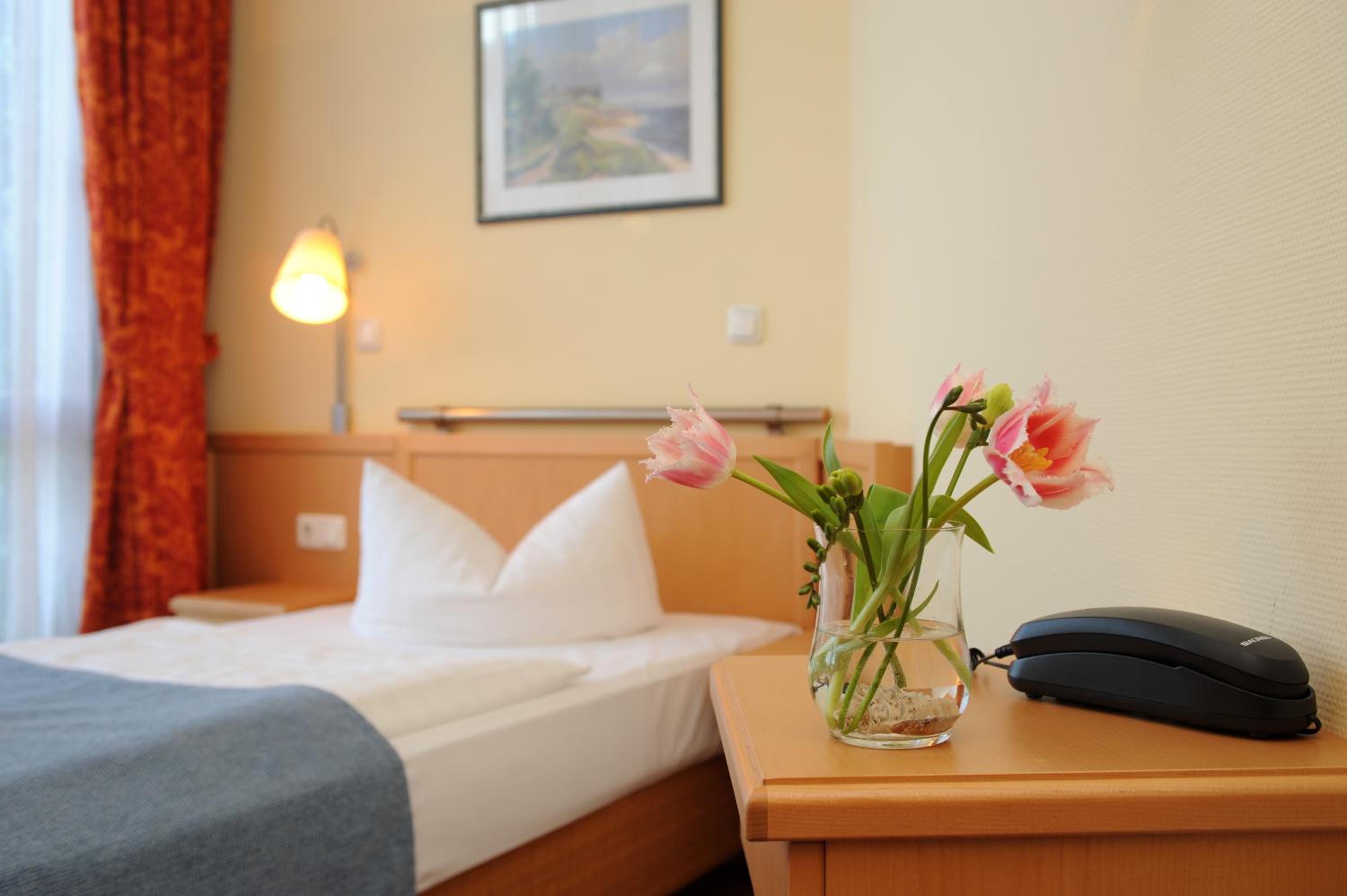 Standard Double Room photo 3
