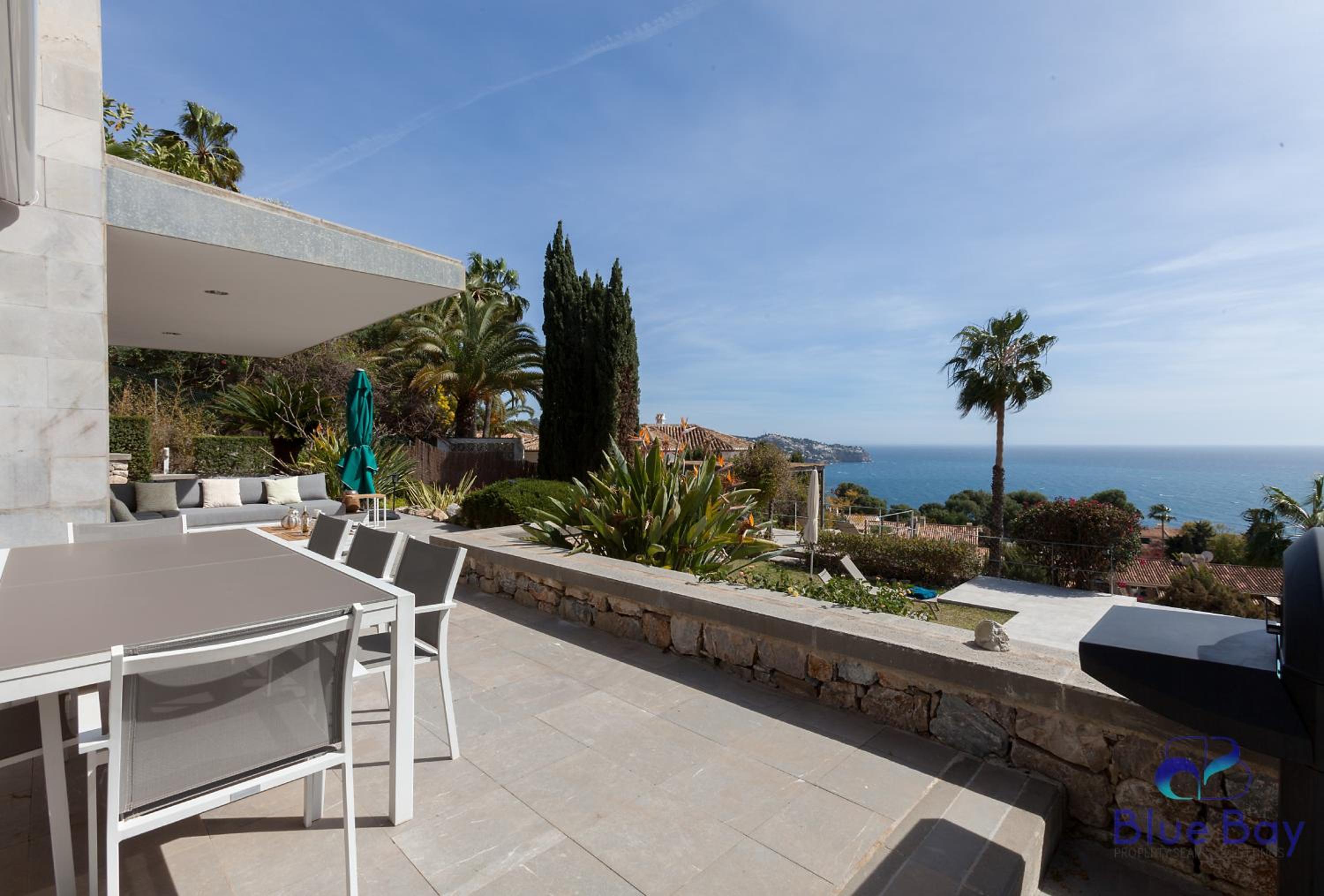 Superior Villa photo 3