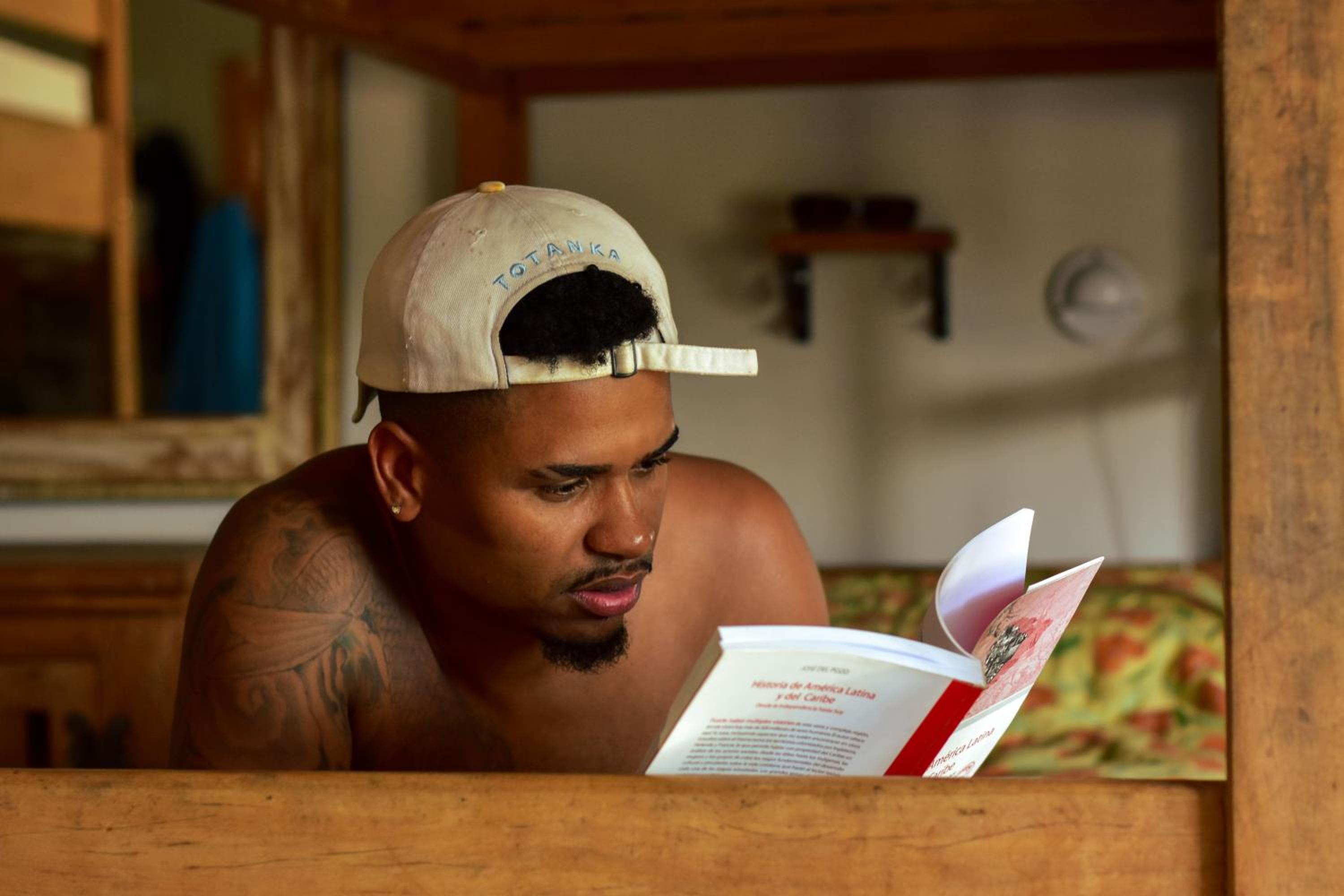 Bunk Bed in Male Dormitory Room photo 2