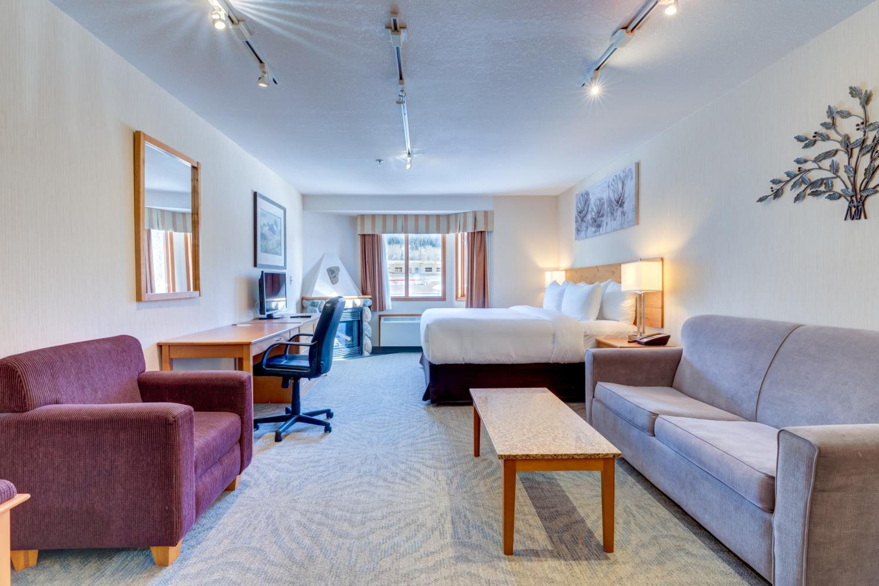 Standard King Room - Photo 1