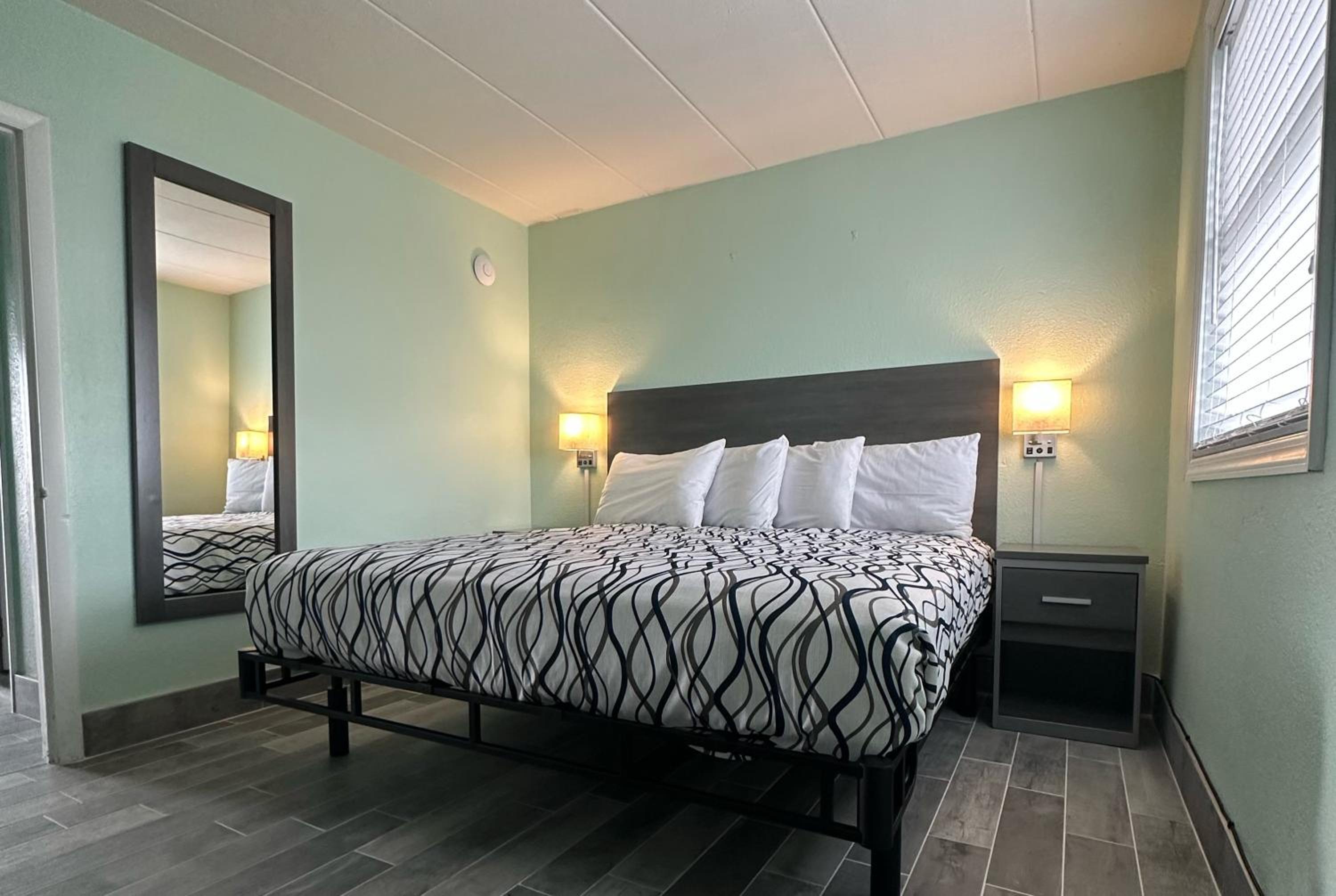 Royal King Suite photo 3