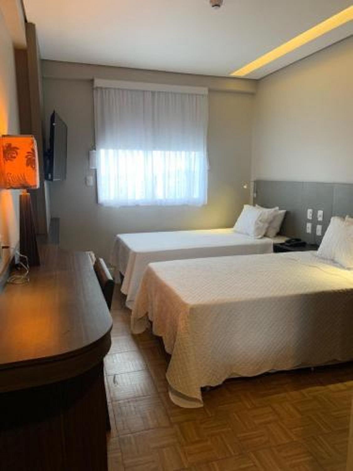 2 Twin Beds, Luxury Suite, Non-Smoking - Photo 8