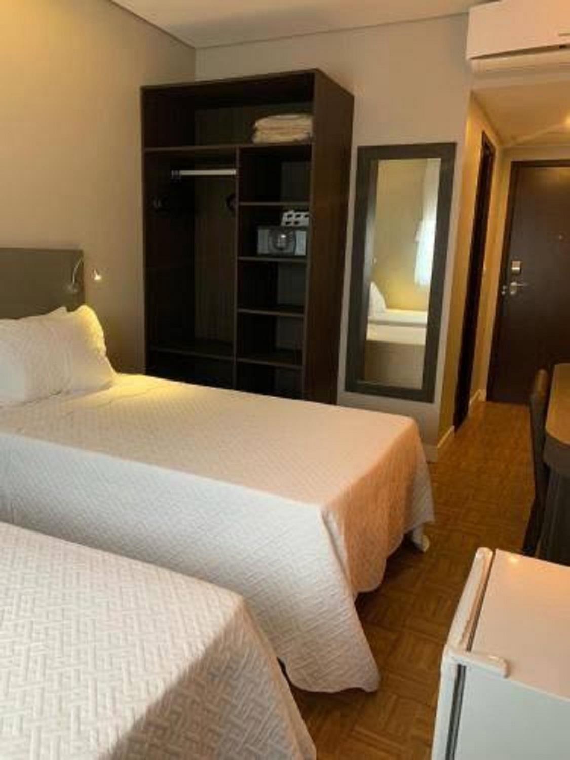 2 Twin Beds, Luxury Suite, Non-Smoking - Photo 1