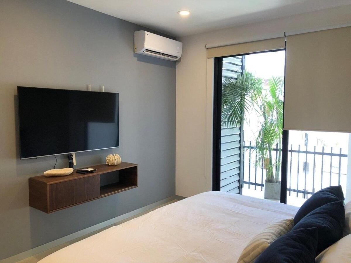 One-Bedroom Apartment - Photo 27