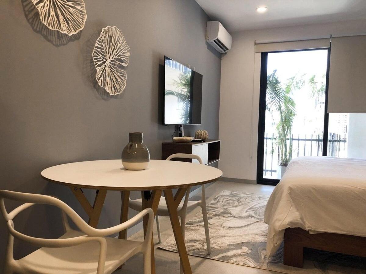 One-Bedroom Apartment - Photo 4