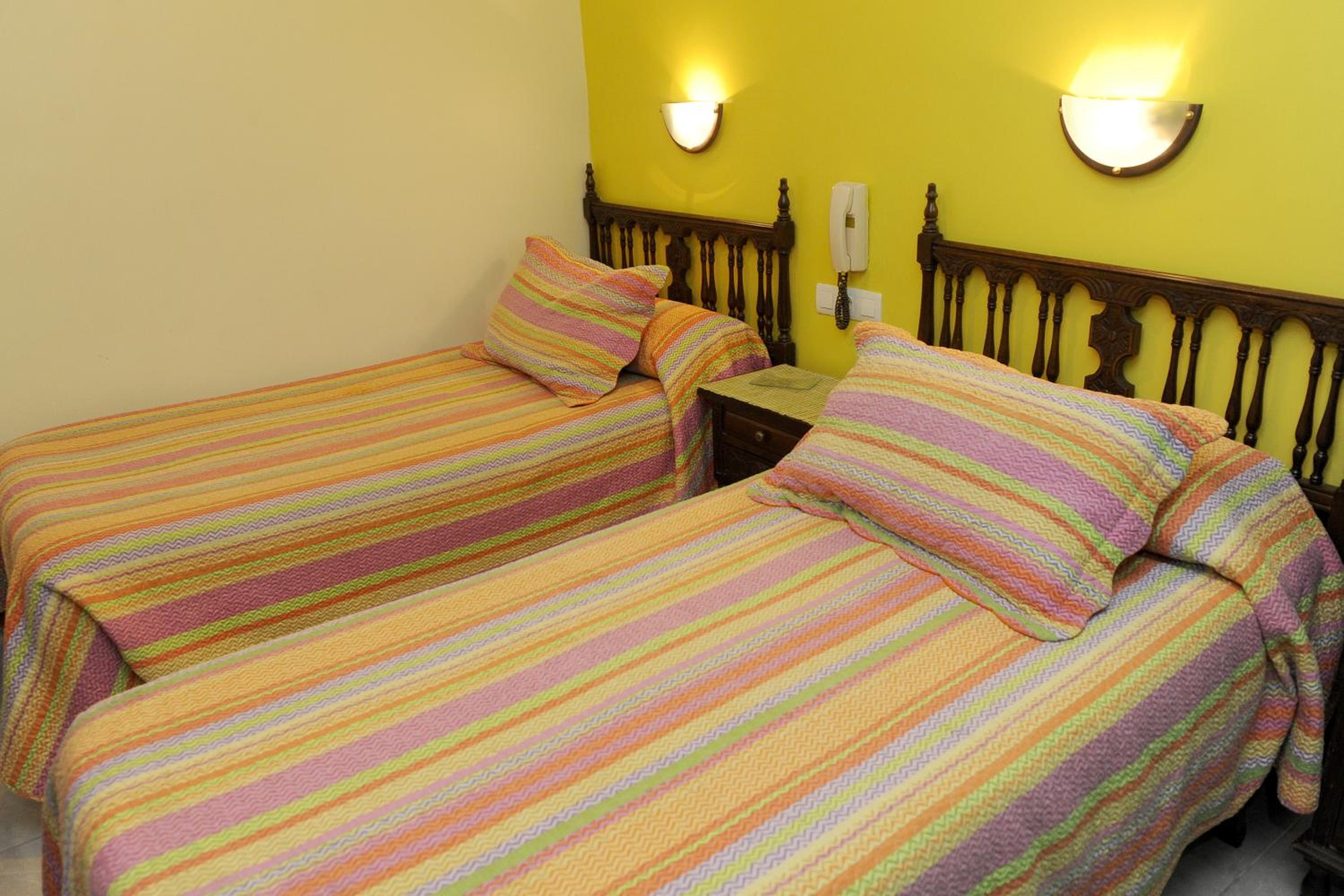 Habitación Doble o con Dos Camas con Baño Privado