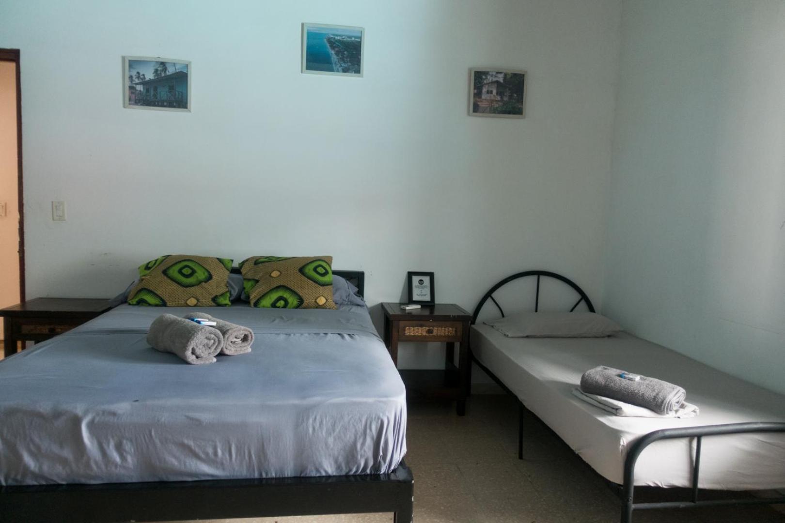 Standard Triple Room photo 2