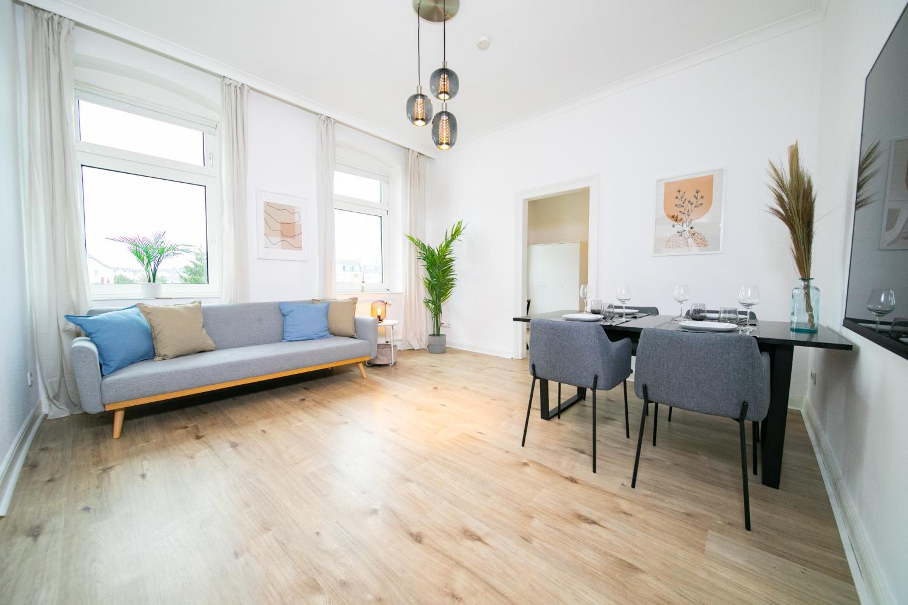 One-Bedroom Apartment