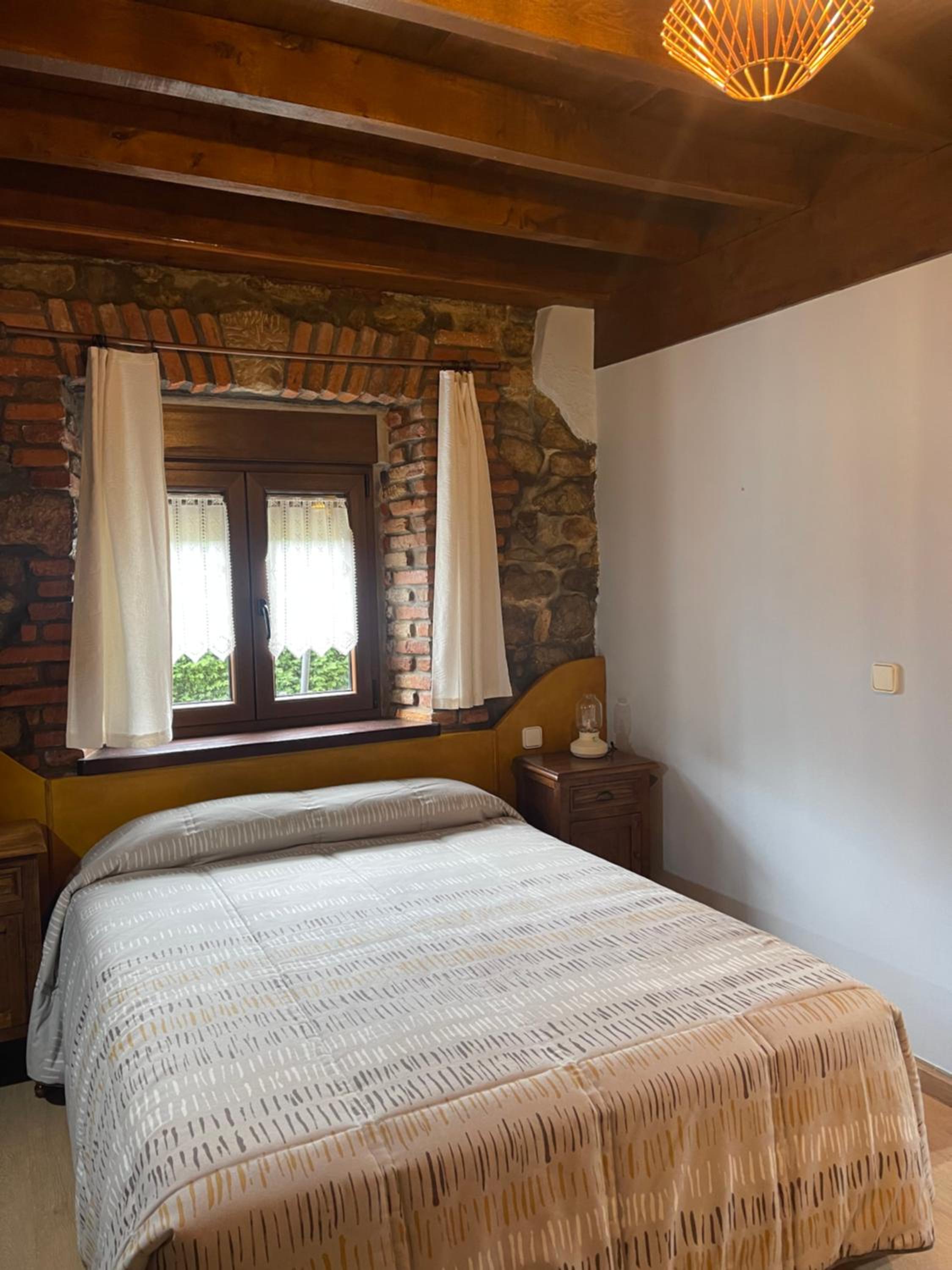 Double Room - Photo 5