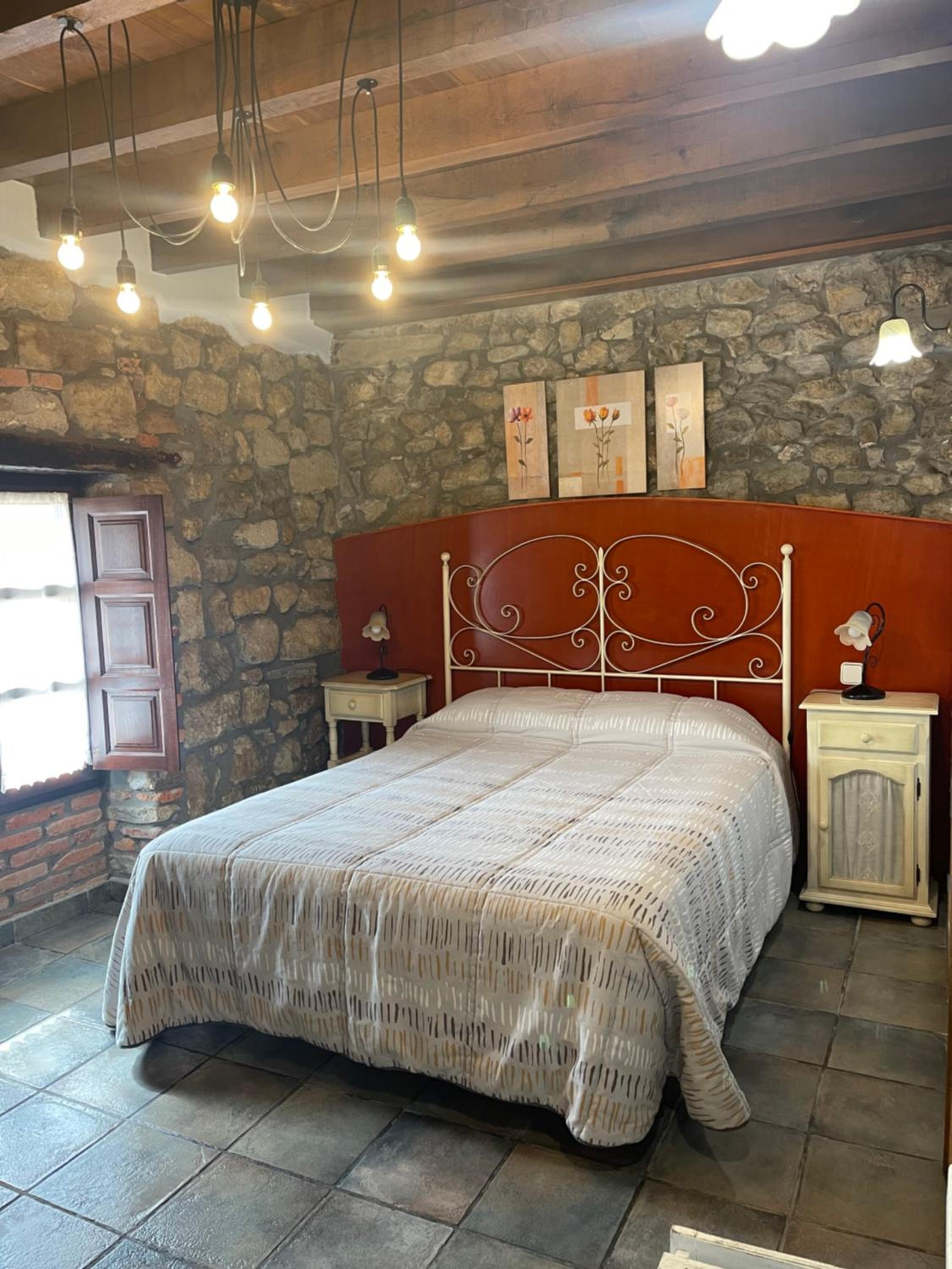 Double Room - Photo 4