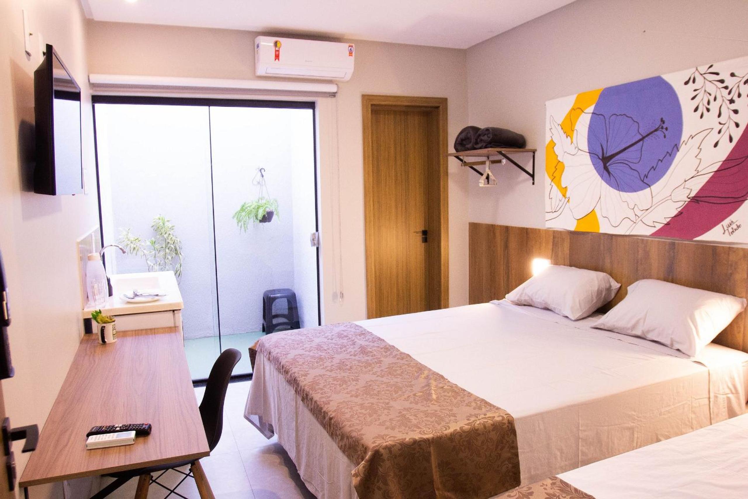 Deluxe Queen Room