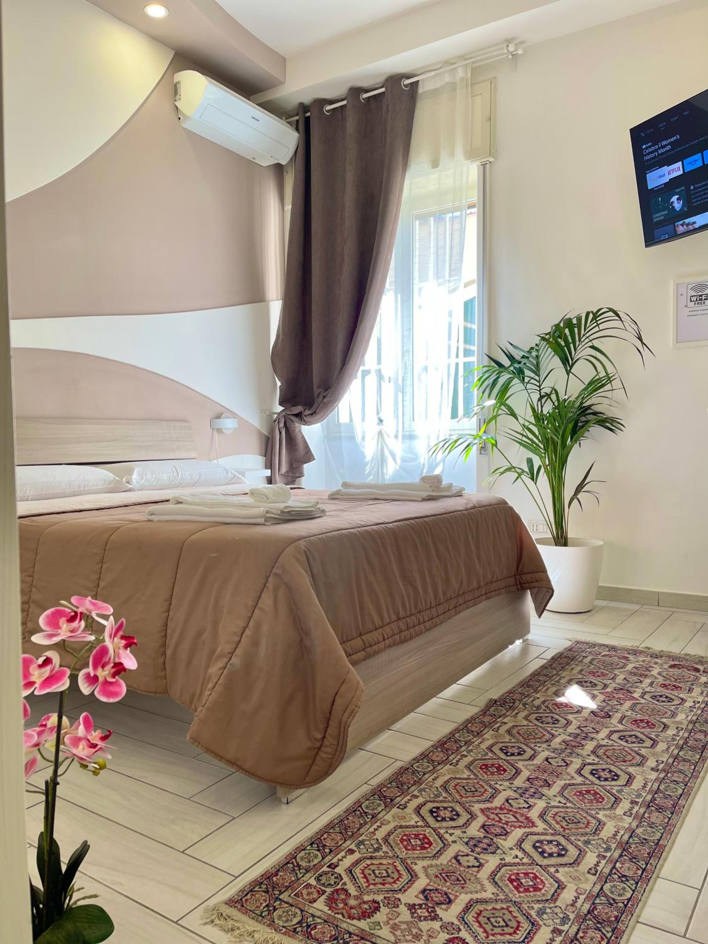 Double Room with Private Bathroom