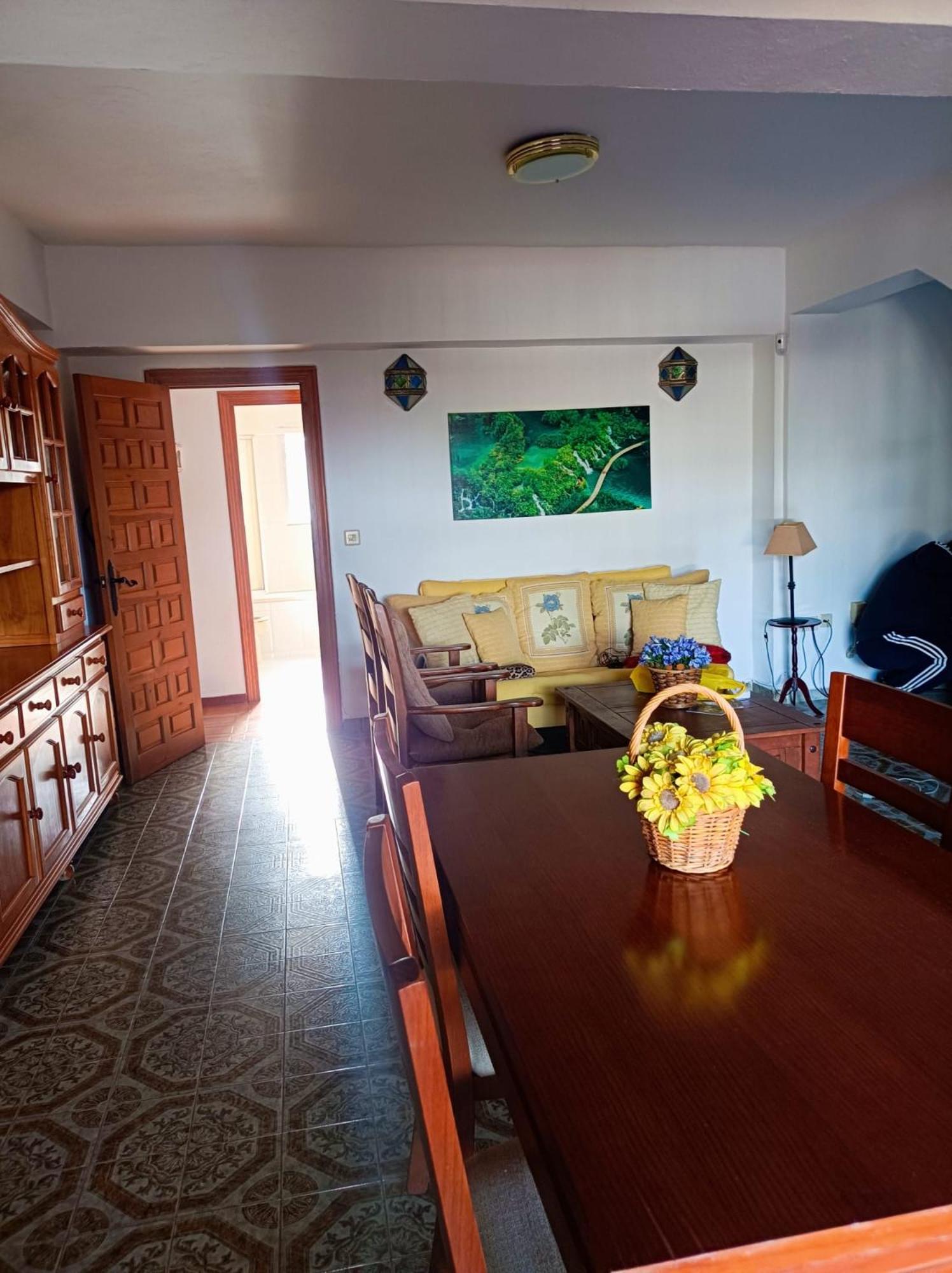 Casa de cinco habitaciones