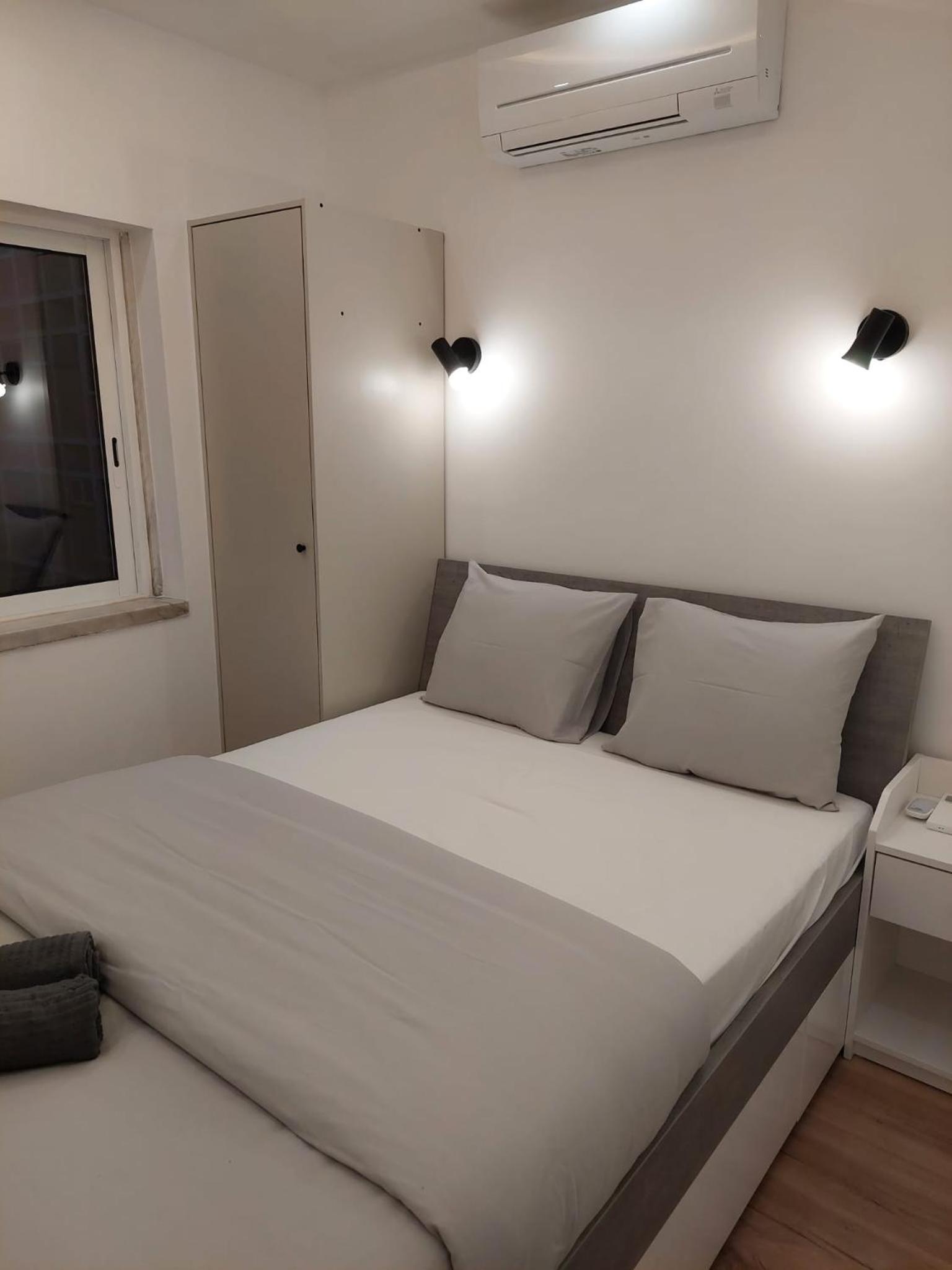 Double Room with Private Bathroom photo 1