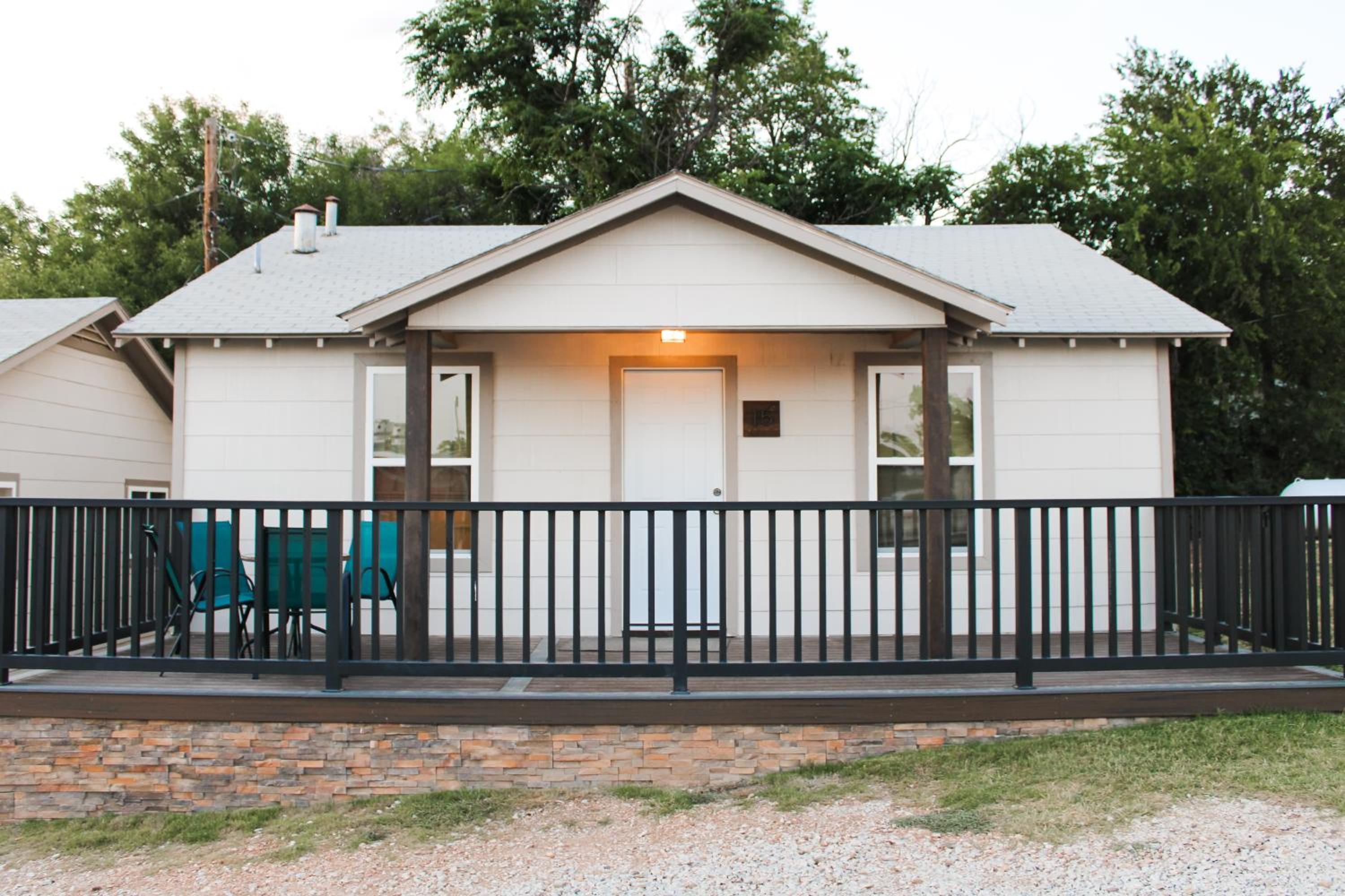 Bungalow - Photo 3