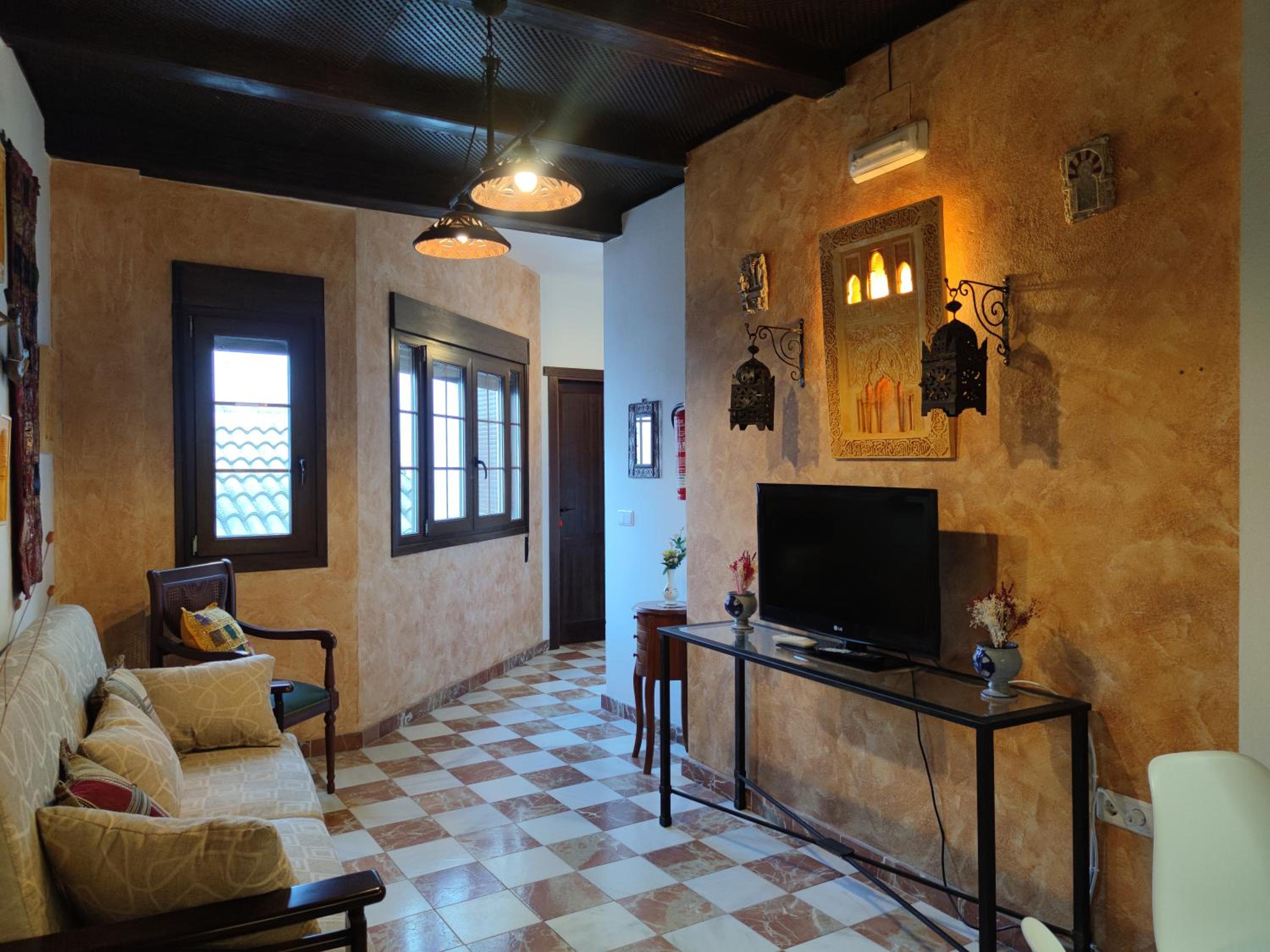 Apartment with Terrace - Photo 29