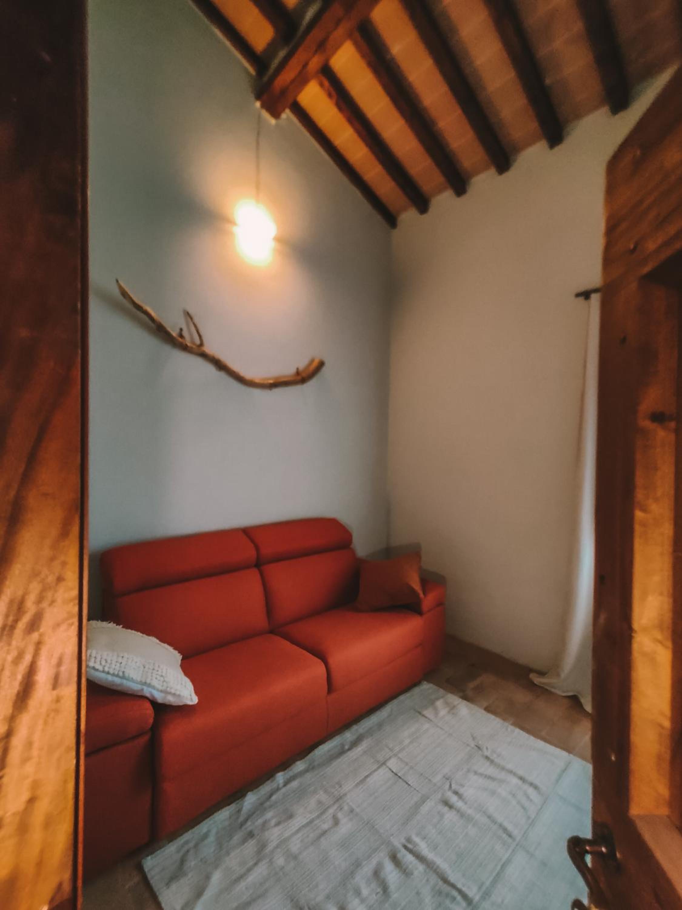 Apartment with Mountain View