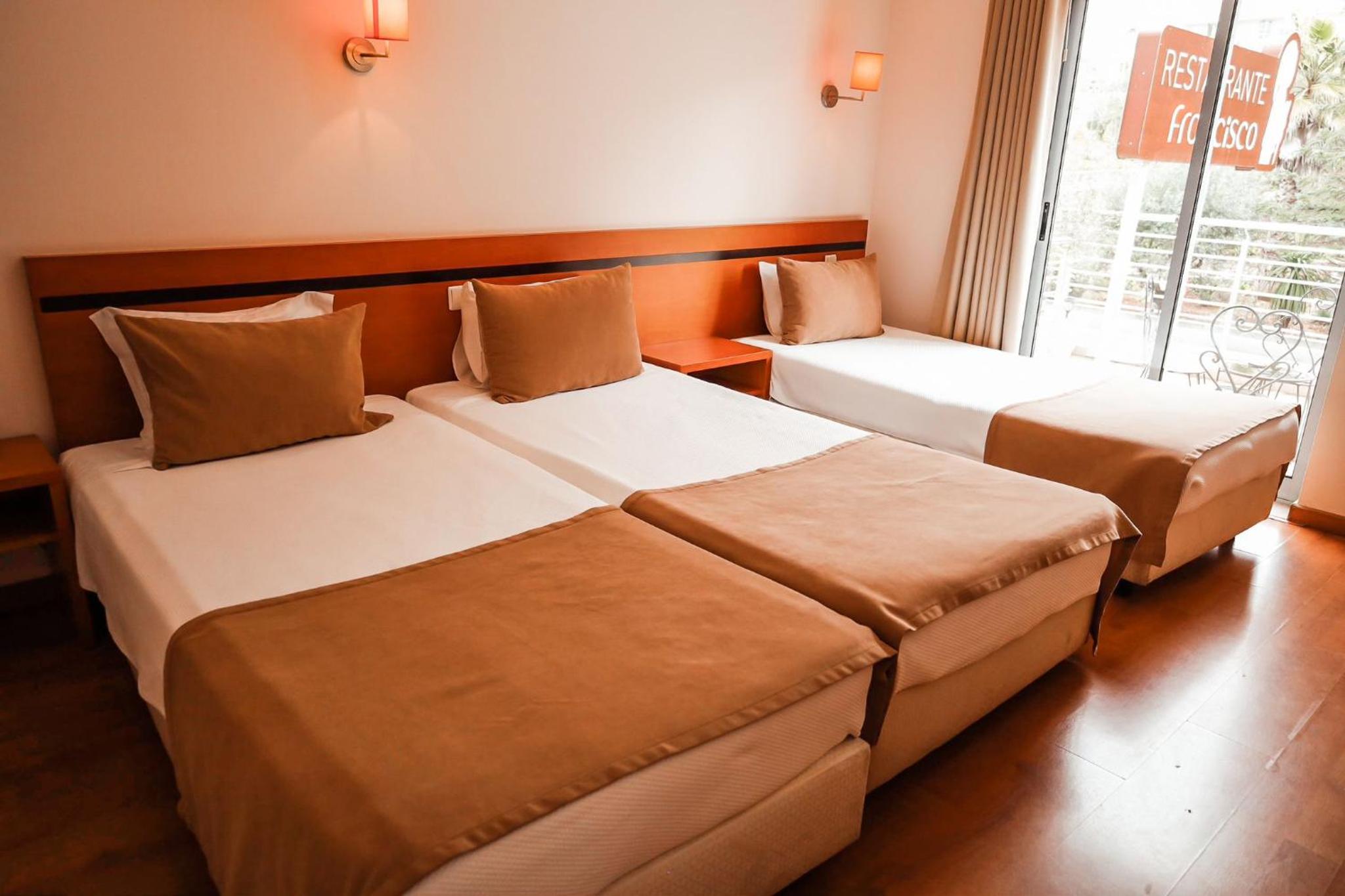 Triple Room - Photo 1