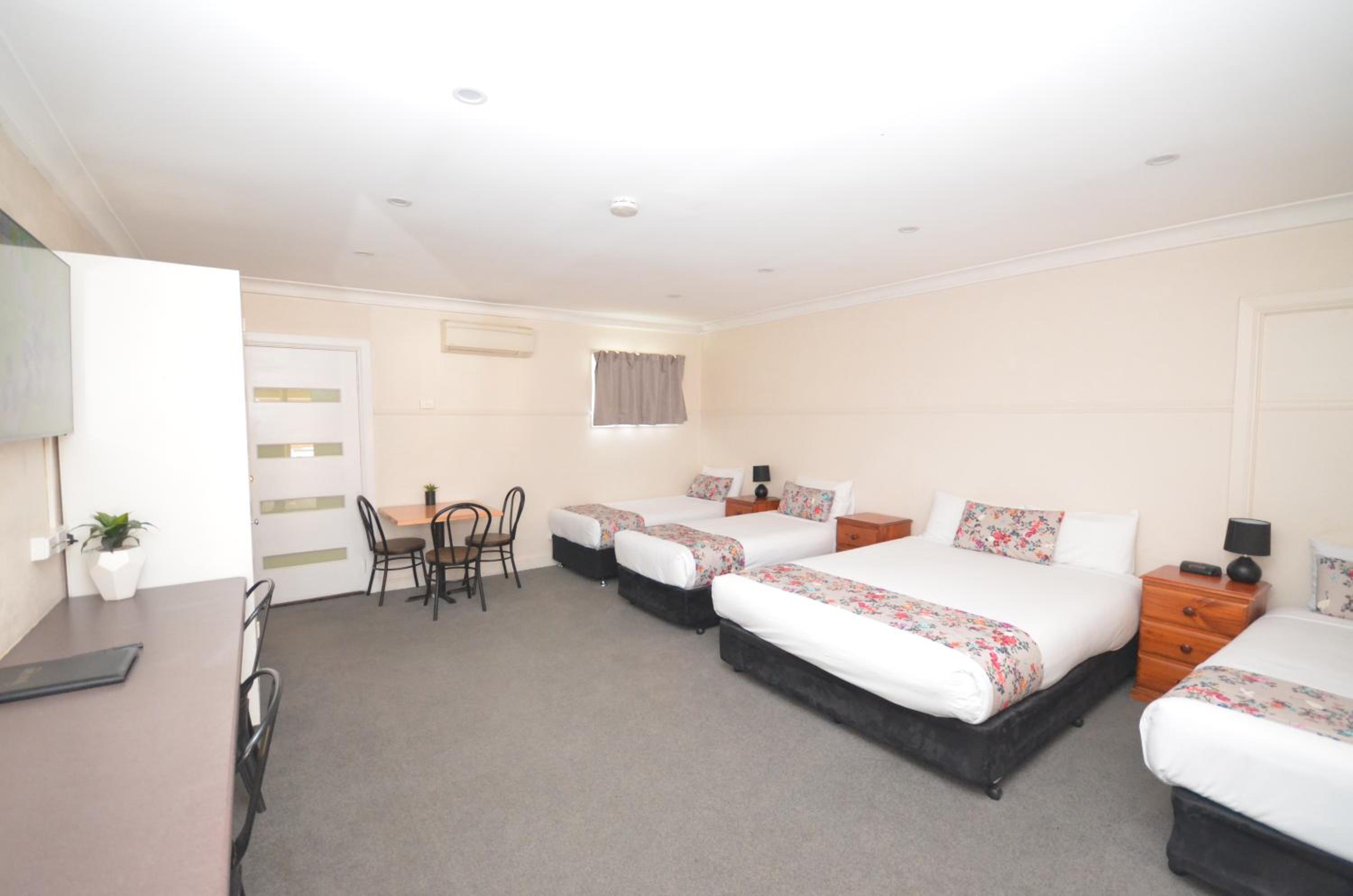 Family Suite 5 photo 1