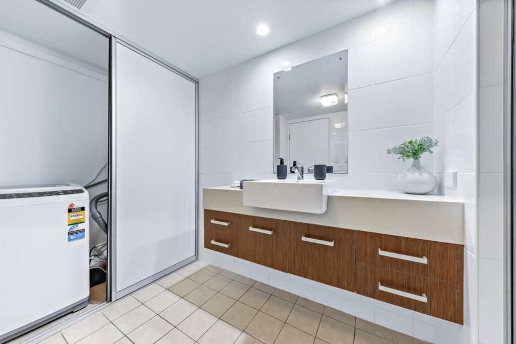 Two-Bedroom Apartment photo 2