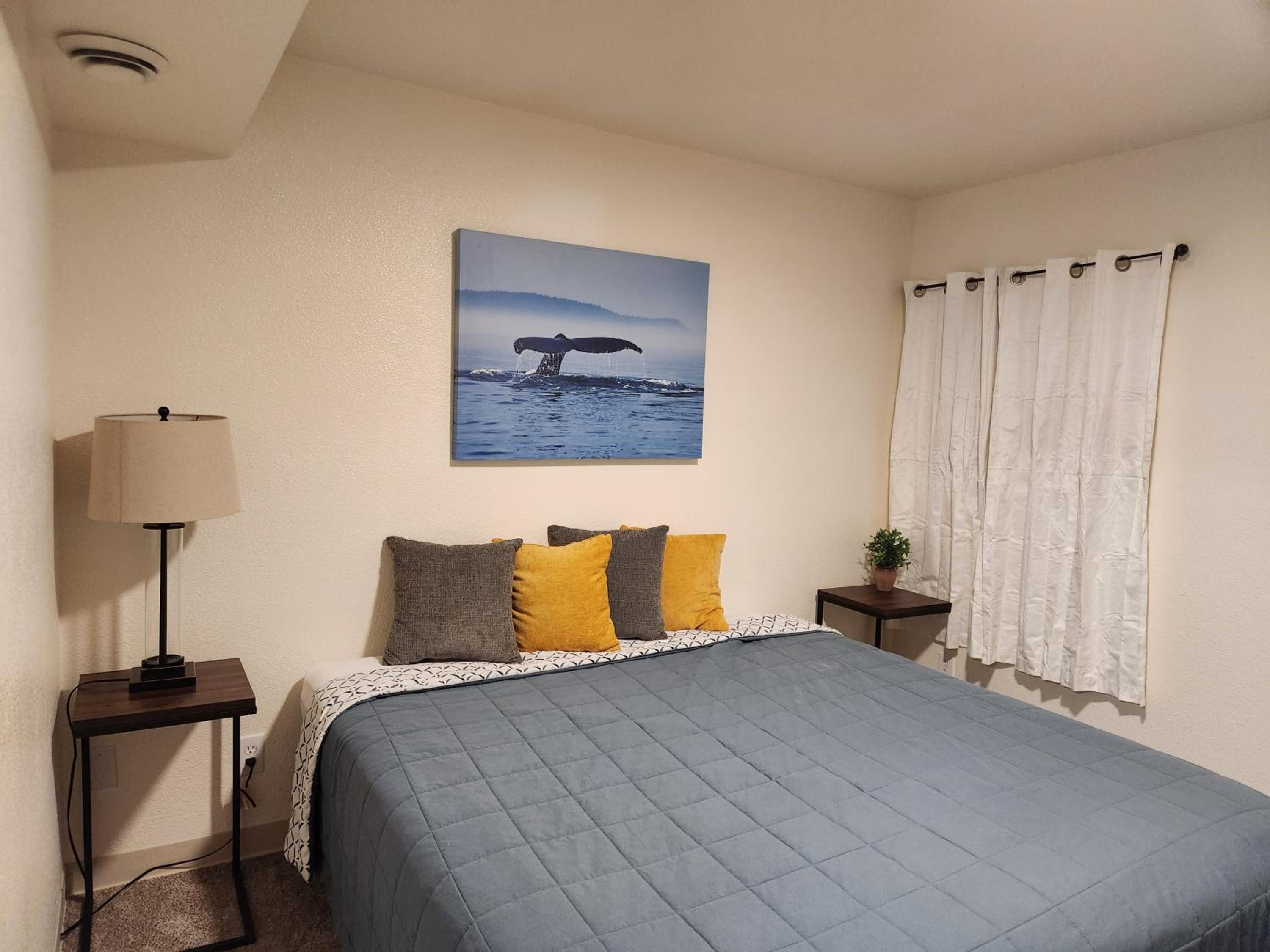 Three-Bedroom Apartment photo 1
