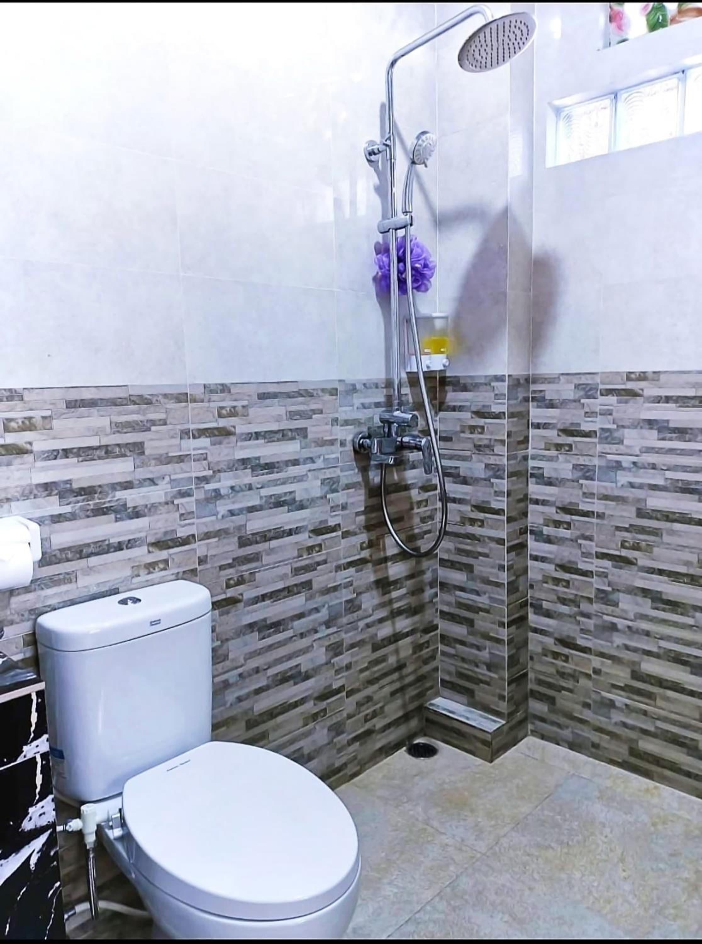 Standard Double Room - Photo 13
