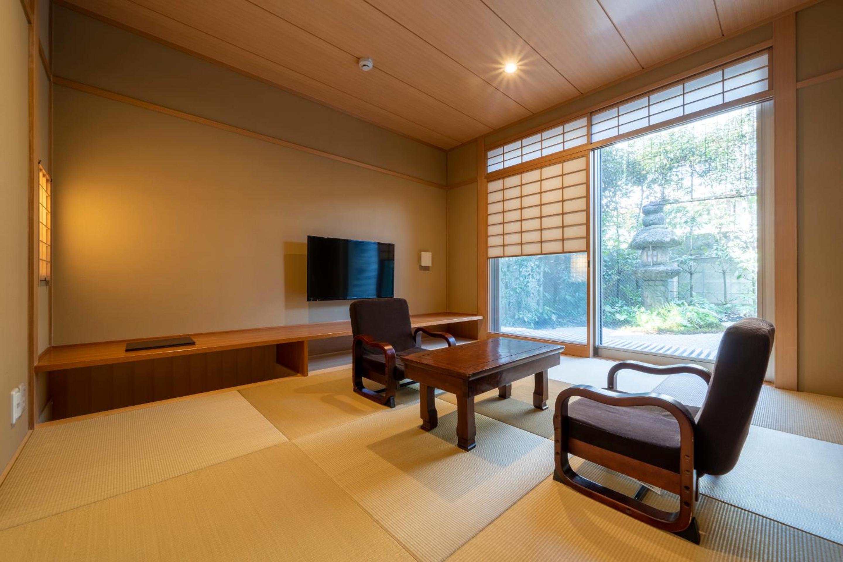 Two-Bedroom Suite - Photo 1