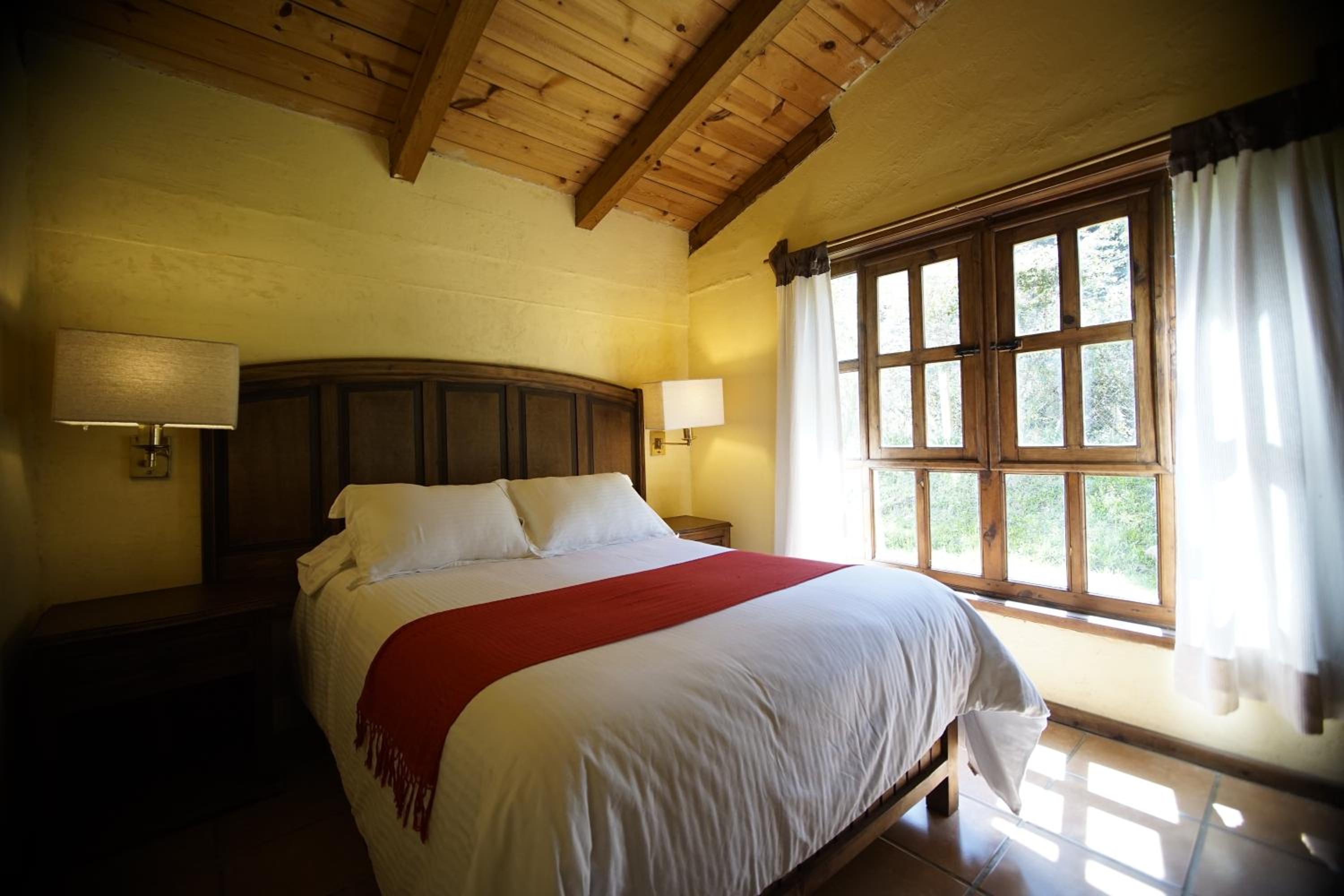 Two-Bedroom Cottage - Photo 1