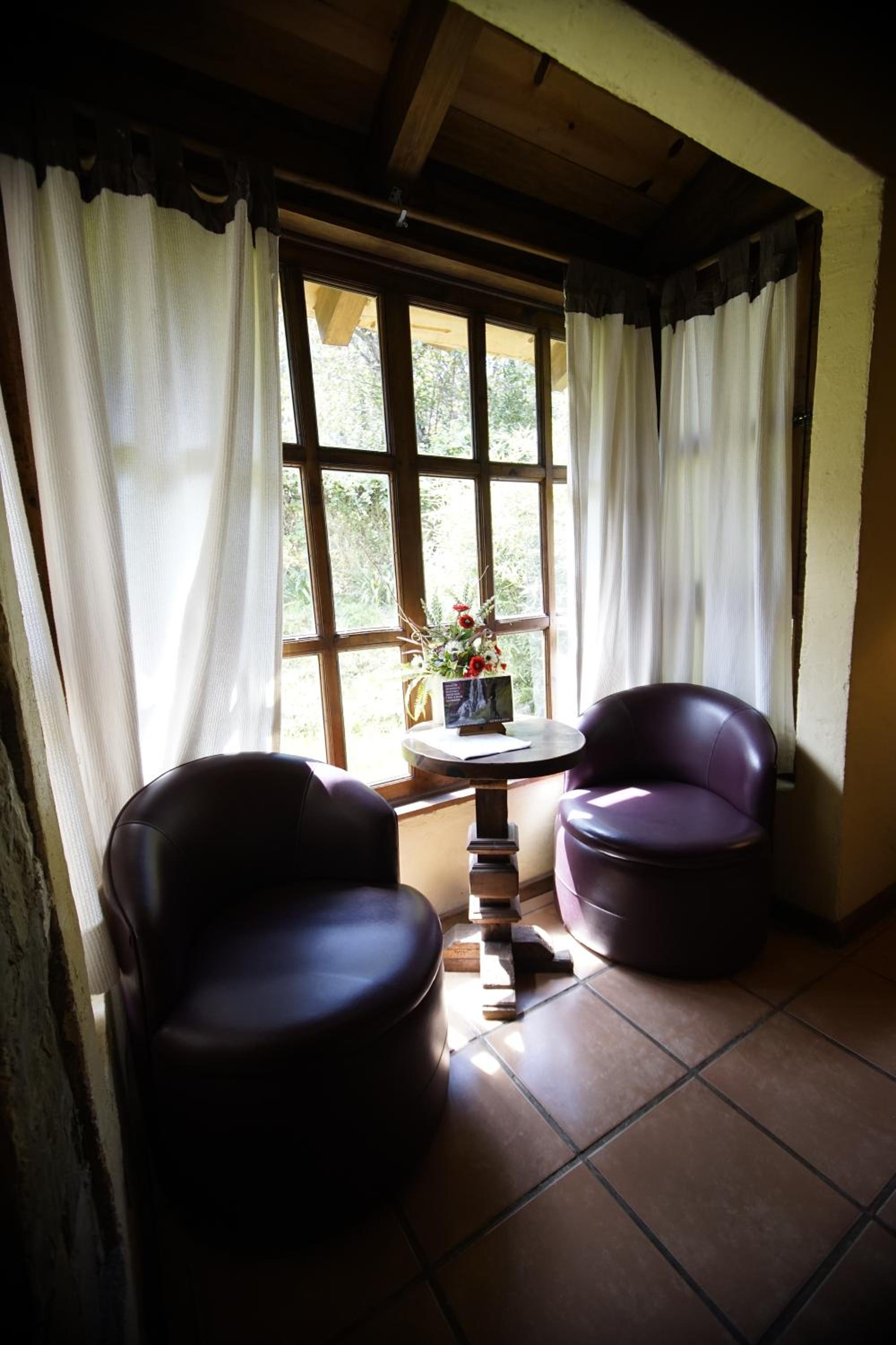 Two-Bedroom Cottage - Photo 11