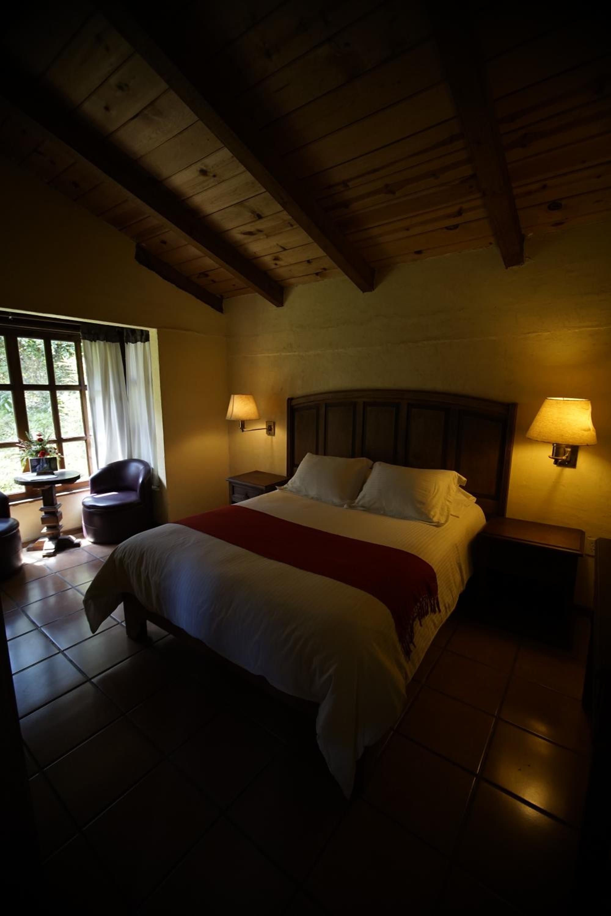 Two-Bedroom Cottage - Photo 7